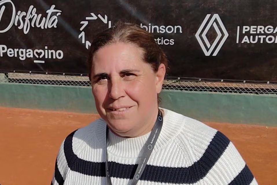 Laura Montalvo hoy es entrenadora y dirige el W35 de Pergamino