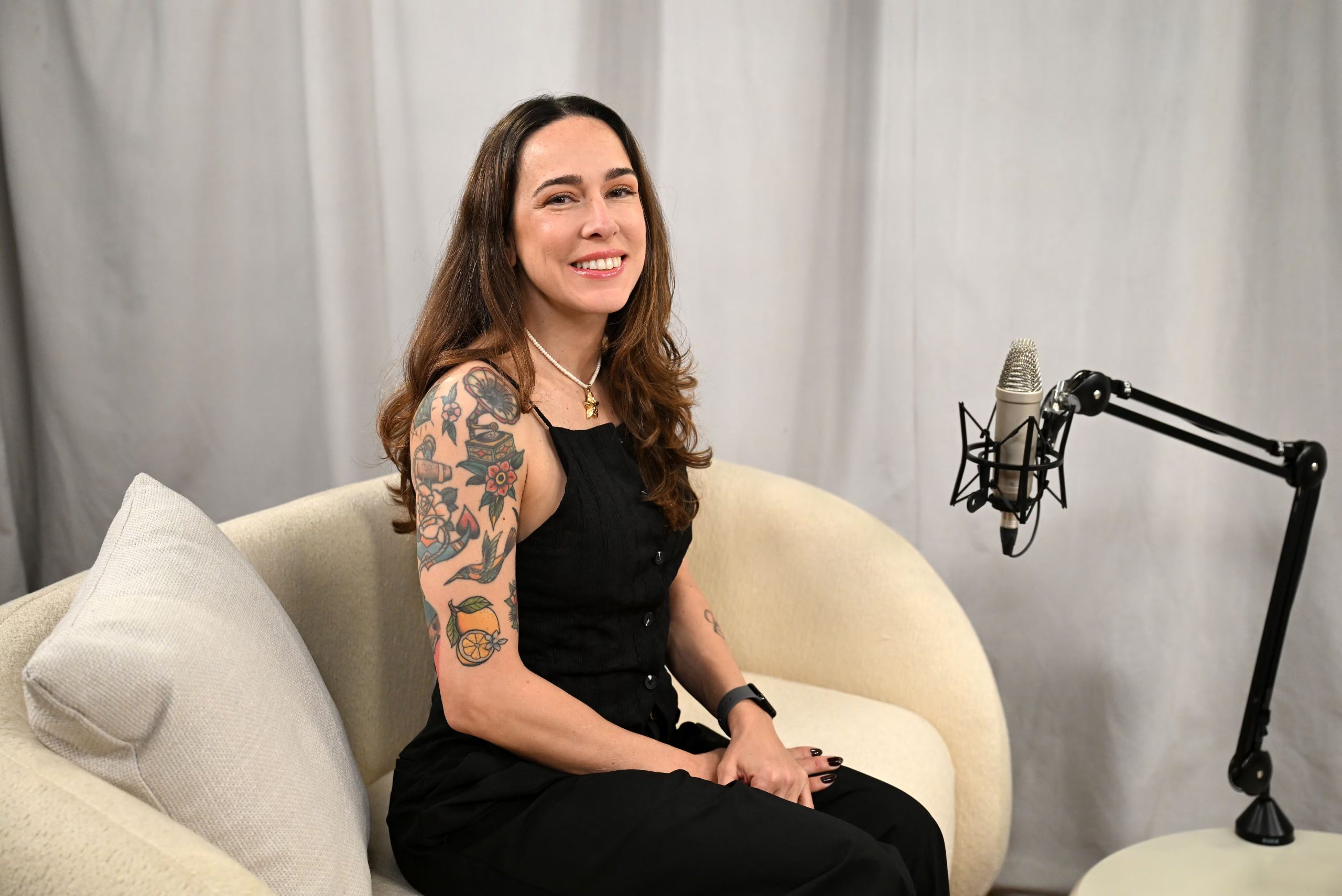 El útero requiere entre seis y ocho semanas para regresar a su posición habitual dentro de la pelvis, según la experta.