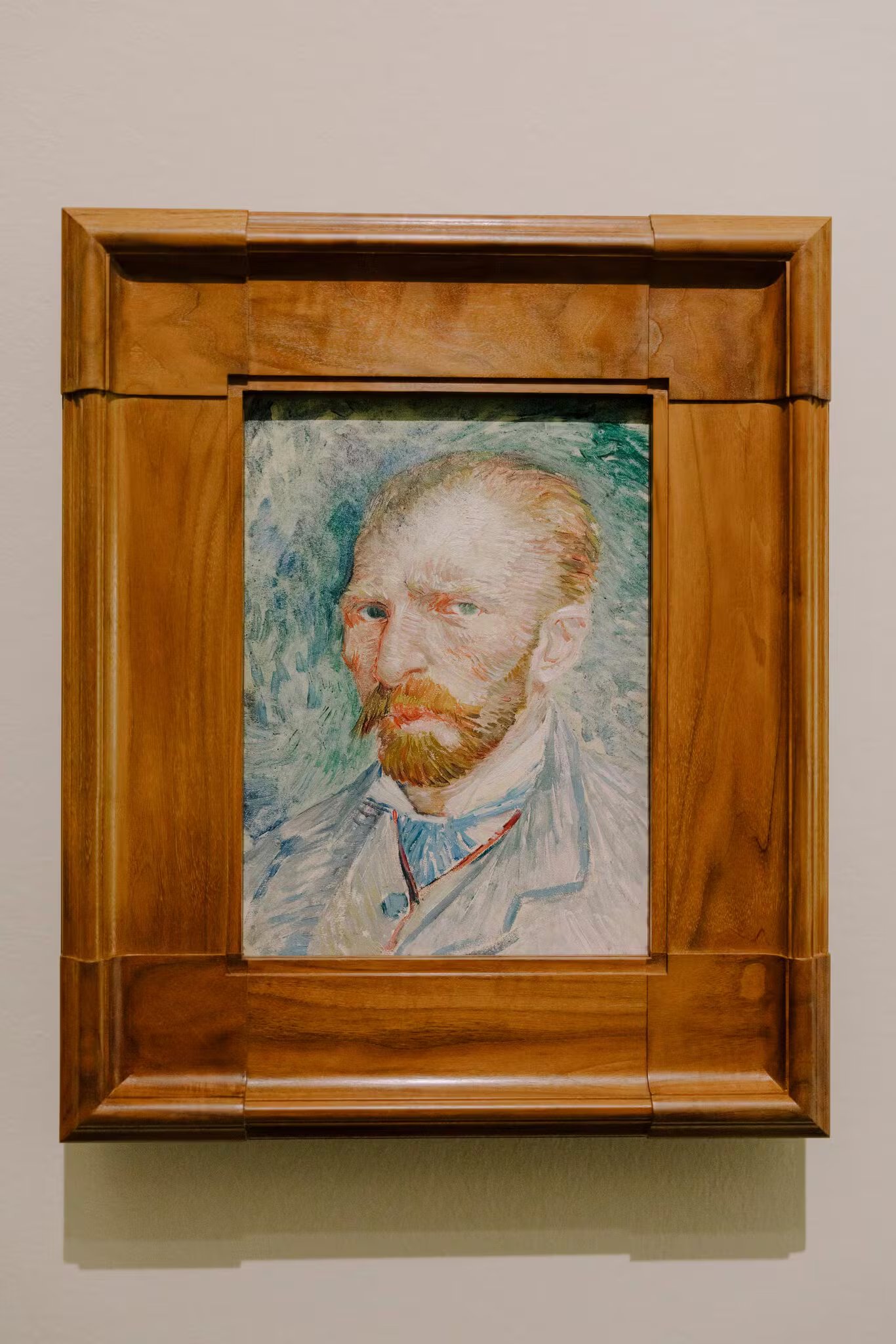 Un autorretrato de Van Gogh de 1887. La exposición está organizada en torno a los temas de la fe, la esperanza y el amor