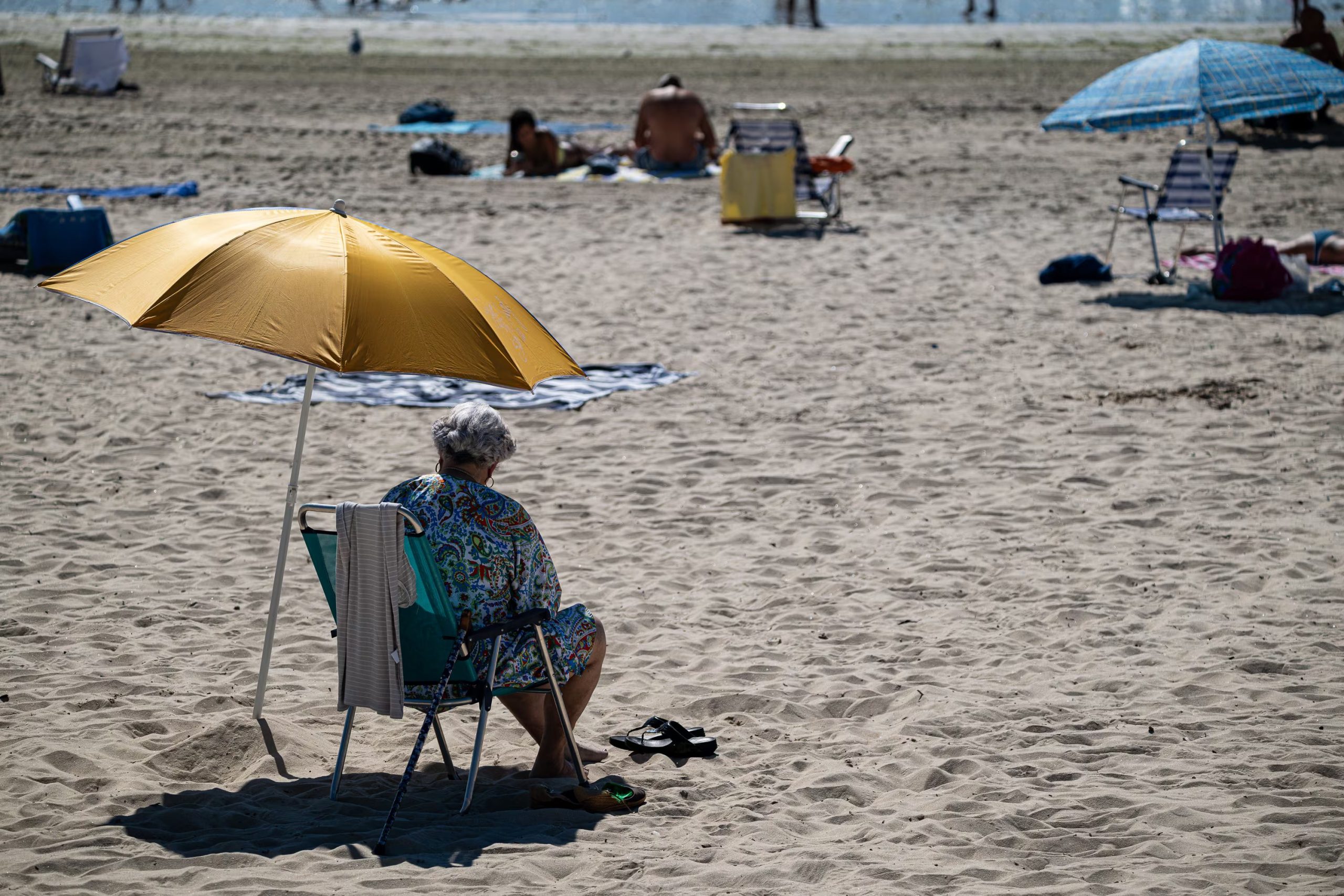 30/09/2023 Septiembre dará paso a un octubre inmerso en un episodio de calor, con un veranillo de San Miguel, al coincidir con dicha festividad, las temperaturas alcanzan este sábado valores superiores a los normales para la época en prácticamente todo el país.
SOCIEDAD 
Elena Fernández - Europa Press
