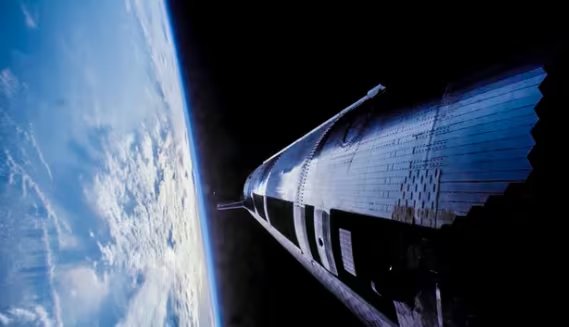 El vuelo 14 validó que la nave de SpaceX puede transportar carga a una órbita estable, un requisito previo para viajar a la Luna con tripulaciones en el futuro (SpaceX)