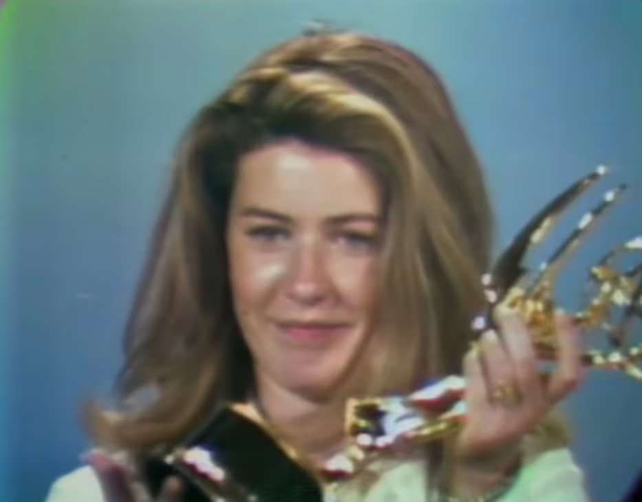 Patty Duke ganó el Emmy en 1970 a los 23 años por My Sweet Charlie y ya había sido nominada por The Patty Duke Show. (YouTube/@televisionacad)