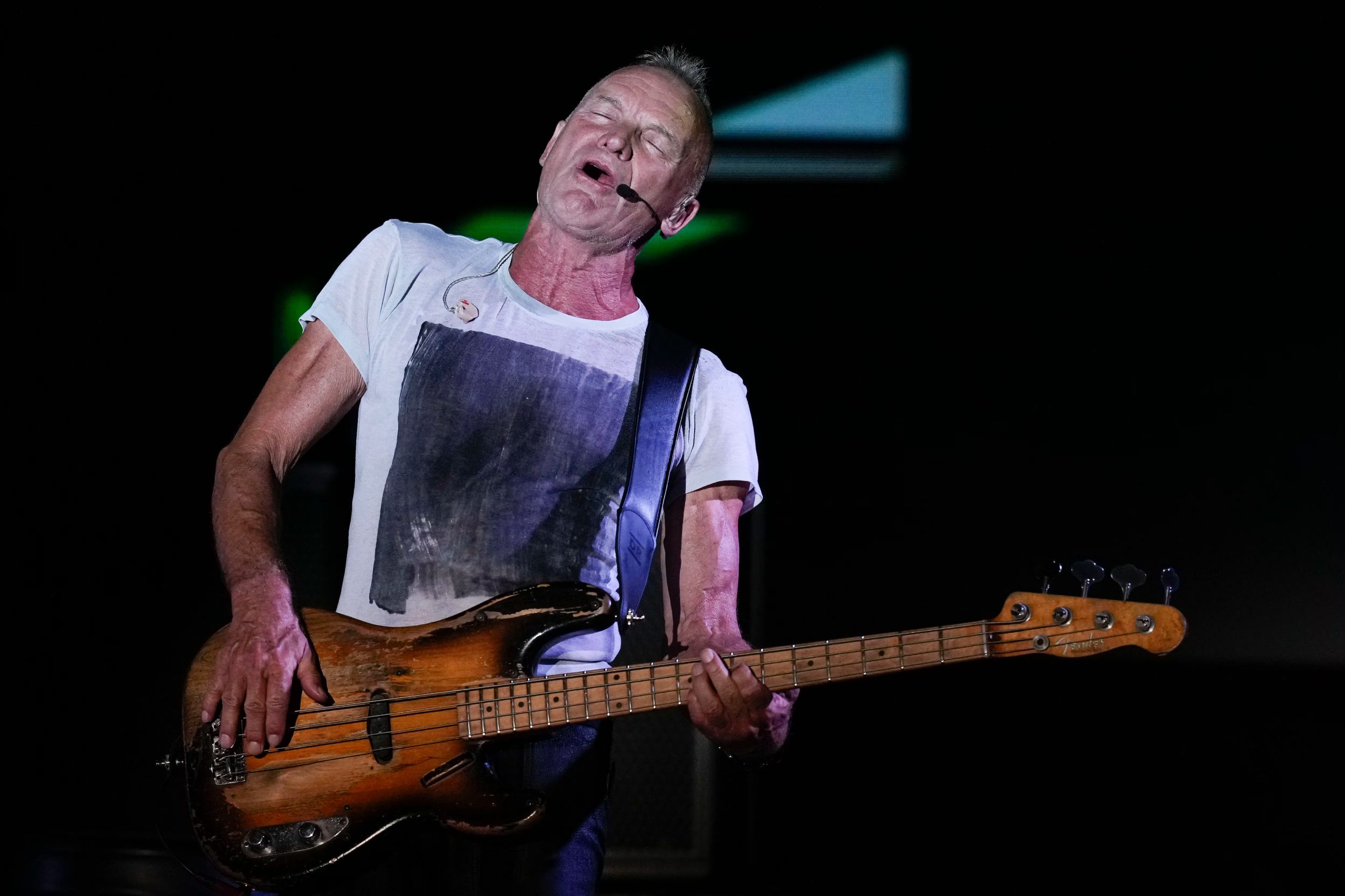 Sting incorporó la práctica del yoga a su rutina diaria hace más de 30 años para sostener su rendimiento en la industria musical. (EFE/Enric Fontcuberta)