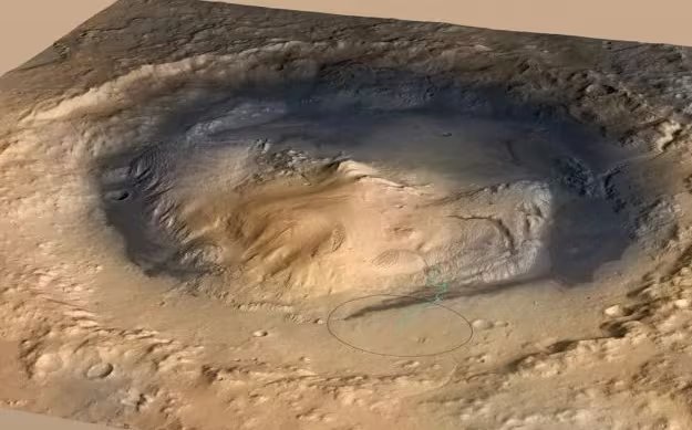 La línea azul pálida marca una posible ruta planificada para Curiosity antes de su aterrizaje en 2012. ( NASA/JPL-Caltech/ESA/DLR/FU Berlín/MSSS )