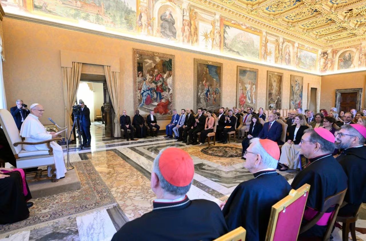 El encuentro en el Vaticano reunió a sesenta representantes de la Iglesia, sindicatos, empresas, universidades, organismos internacionales y movimientos sociales Vatican News
