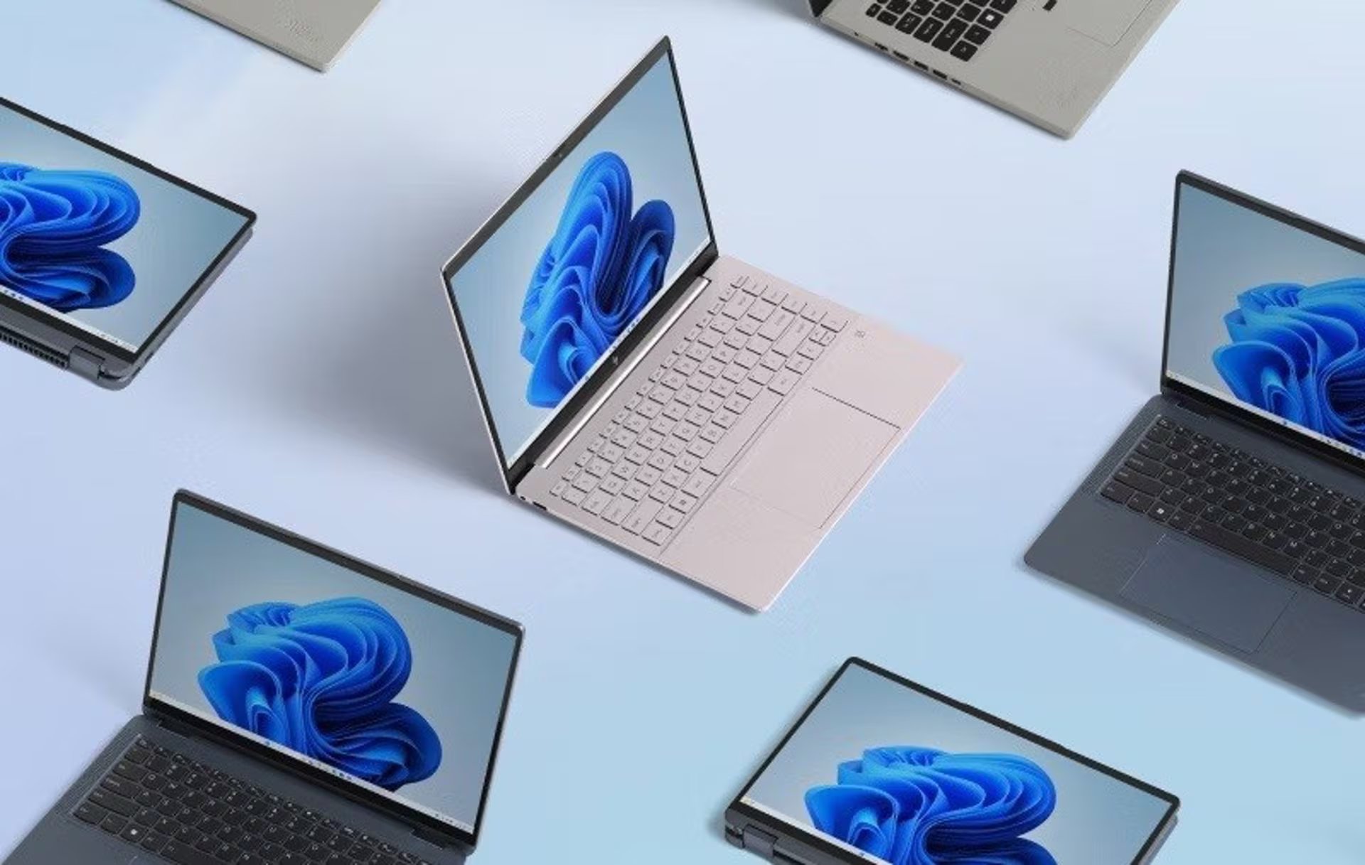 El nuevo diseño del cursor de Windows 11 presenta una flecha más ancha y simétrica y elimina la cola fina que el puntero clásico conserva desde hace décadas. (MICROSOFT)
