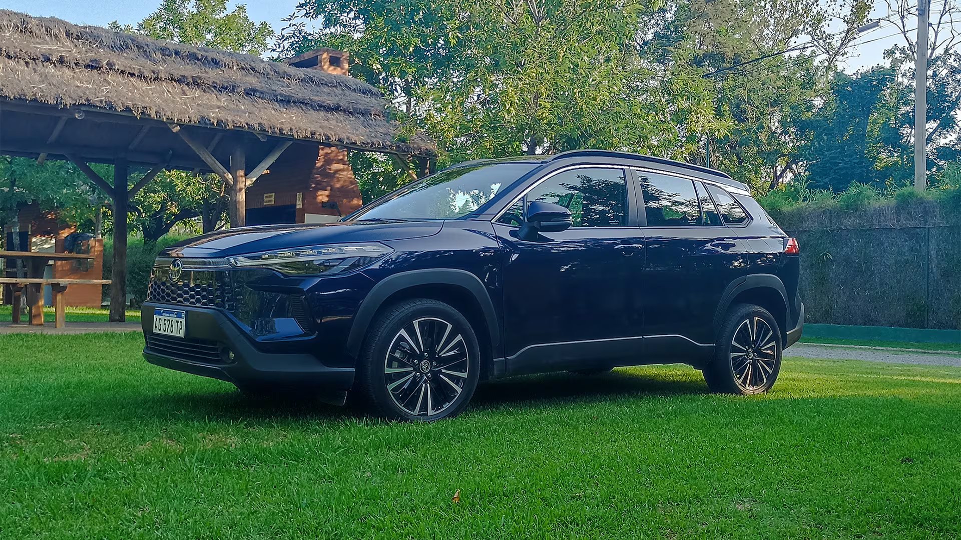 El Toyota Corolla Cross es el auto híbrido que más unidades vendió en los últimos años en Argentina.