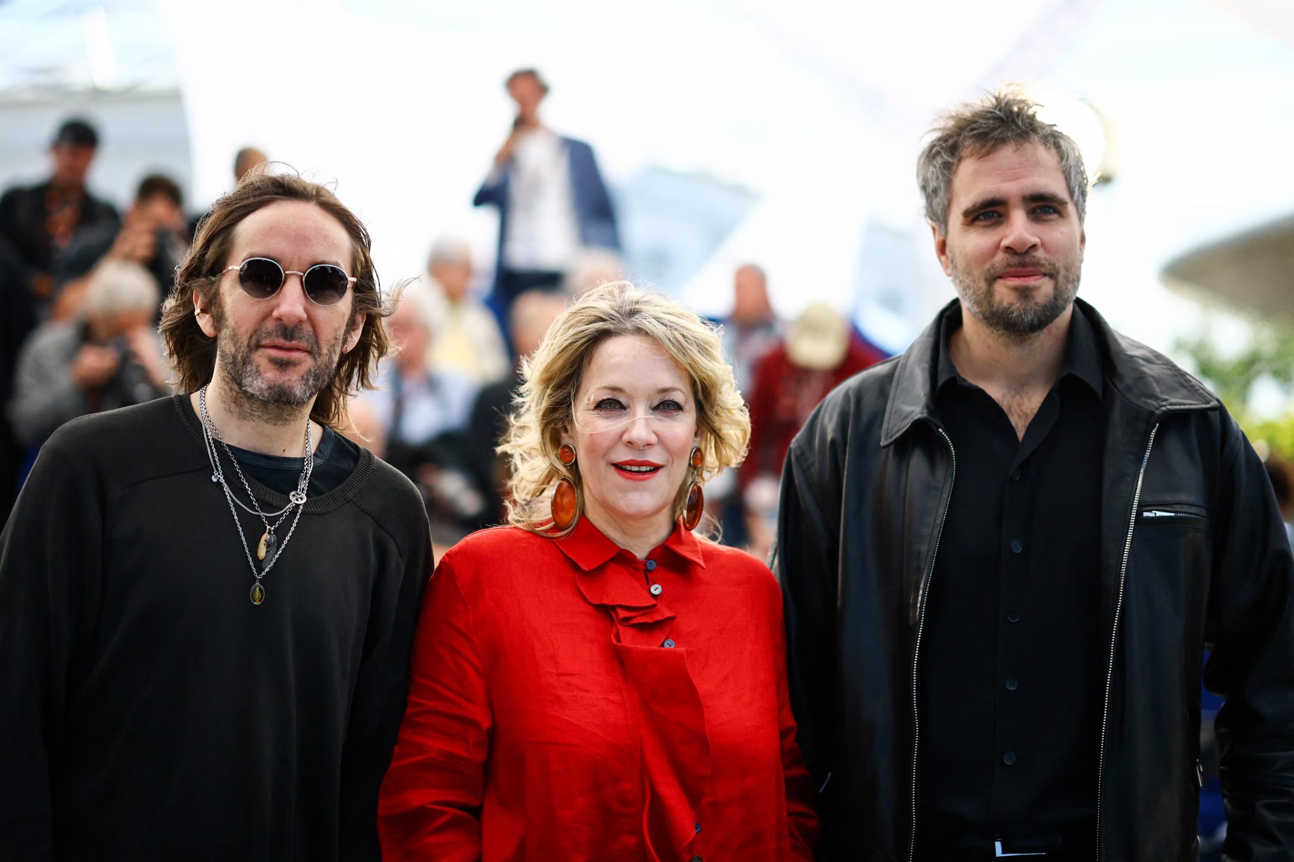La productora Flora Fernández Marengo (centro) vinculó el estreno de 