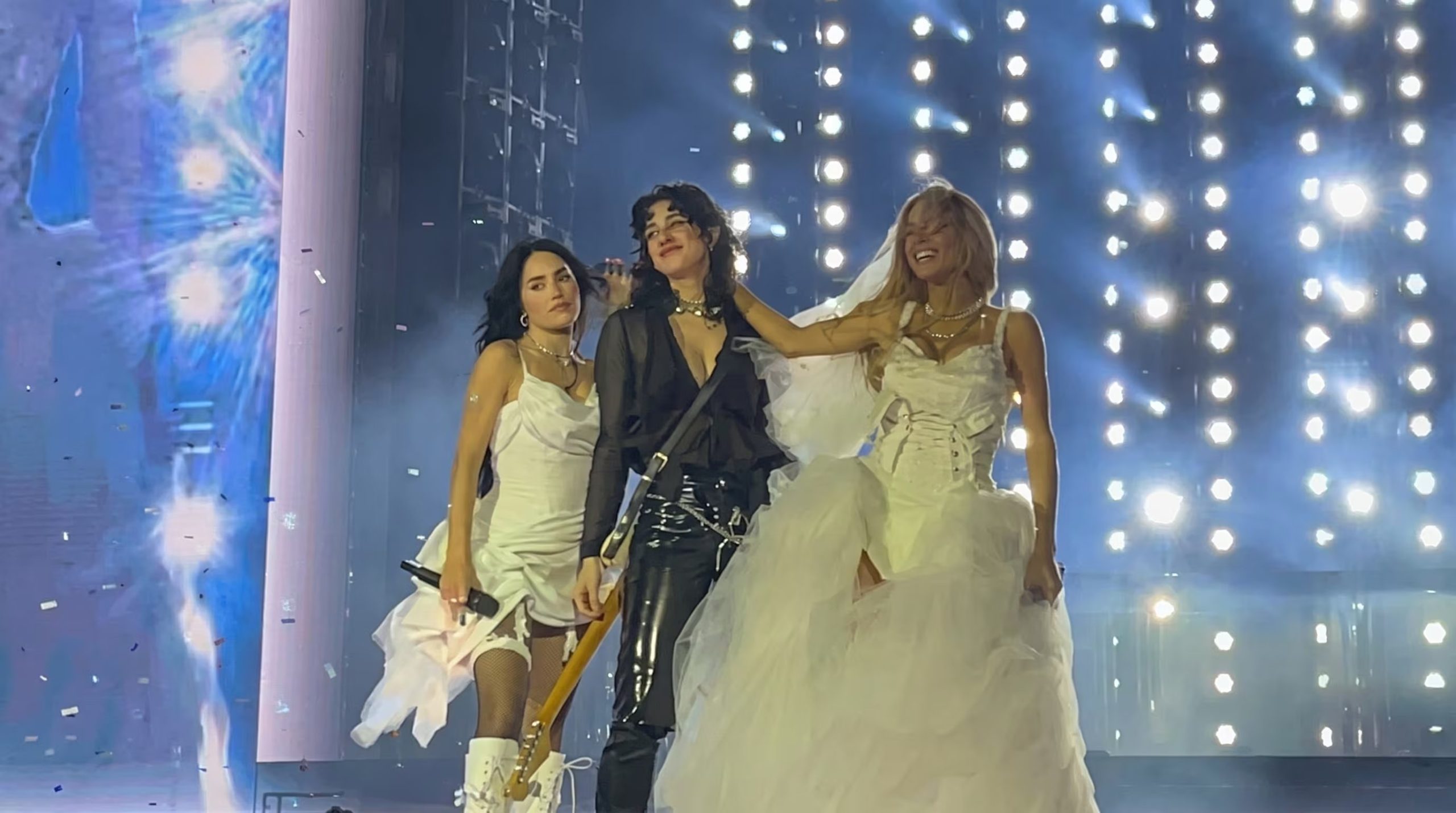 Lali Espósito, Marilina Bertoldi y Tini Stoessel juntas en el escenario de River