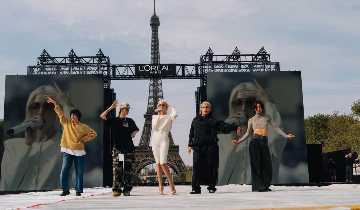 Elena Rose trabajó durante años como compositora para reconocidos artistas latinos antes de lanzar su carrera como intérprete. (L’Oréal Paris)