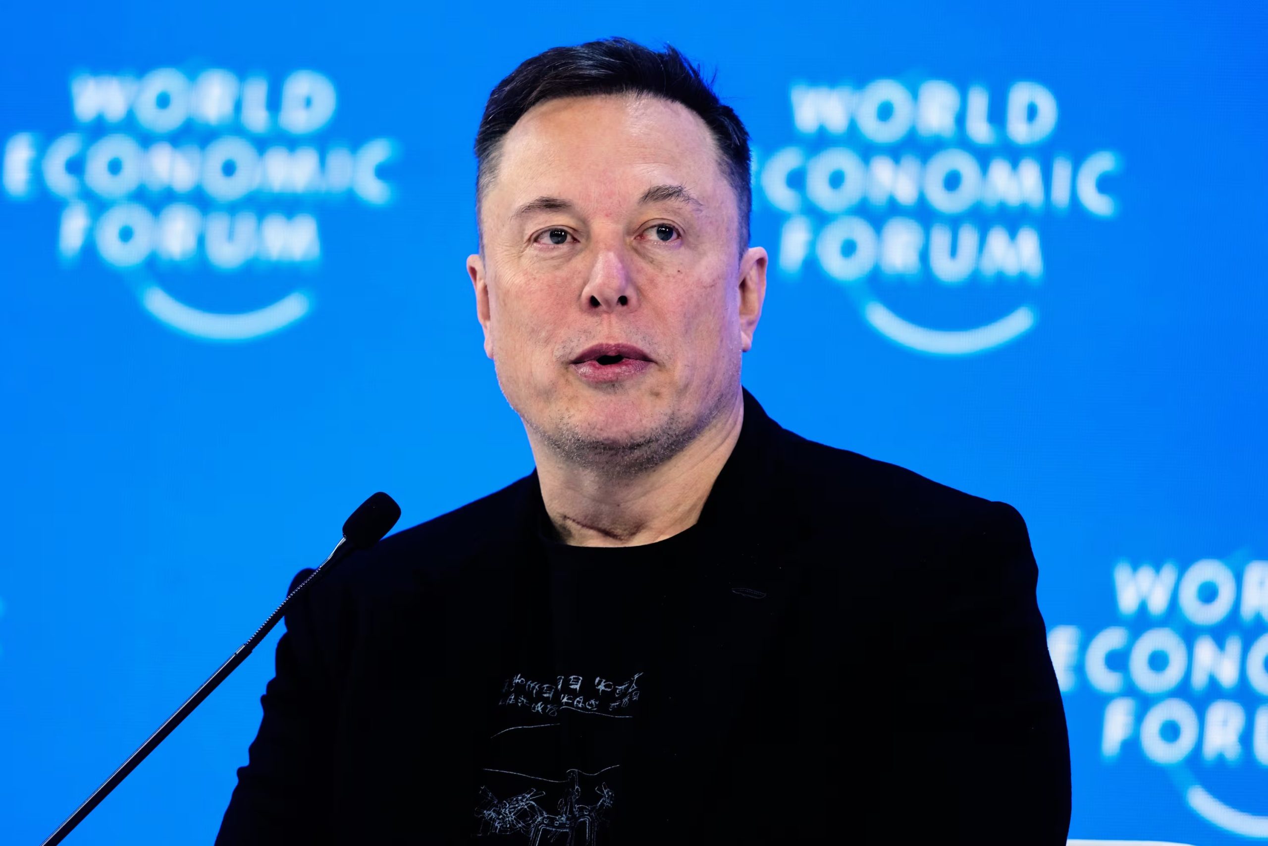 Elon Musk señala que los laboratorios de IA deben mantener conversaciones sobre seguridad. (Foto AP/Markus Schreiber, Archivo)