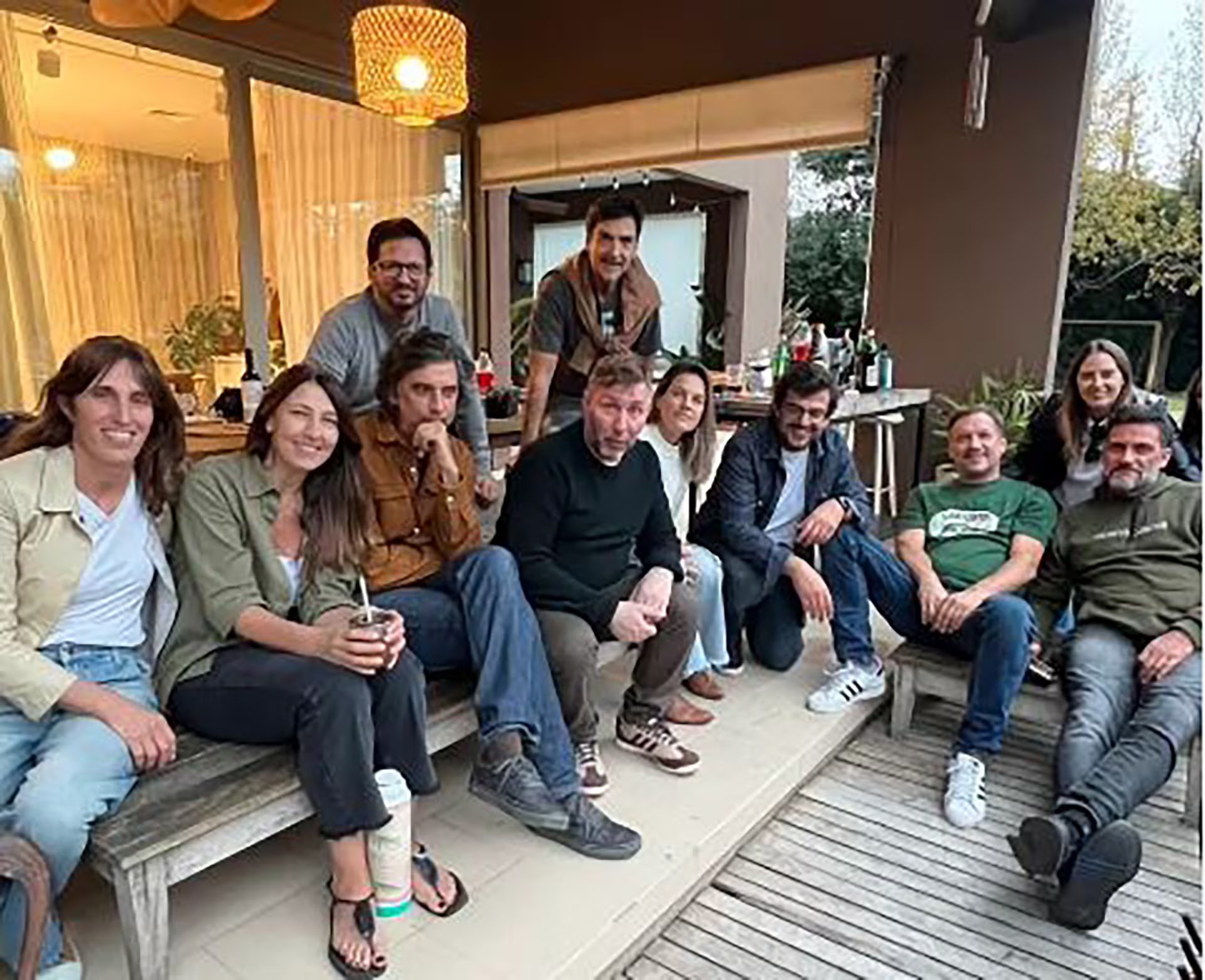 Emiliano Pinsón, junto a sus seres queridos (Fuente)