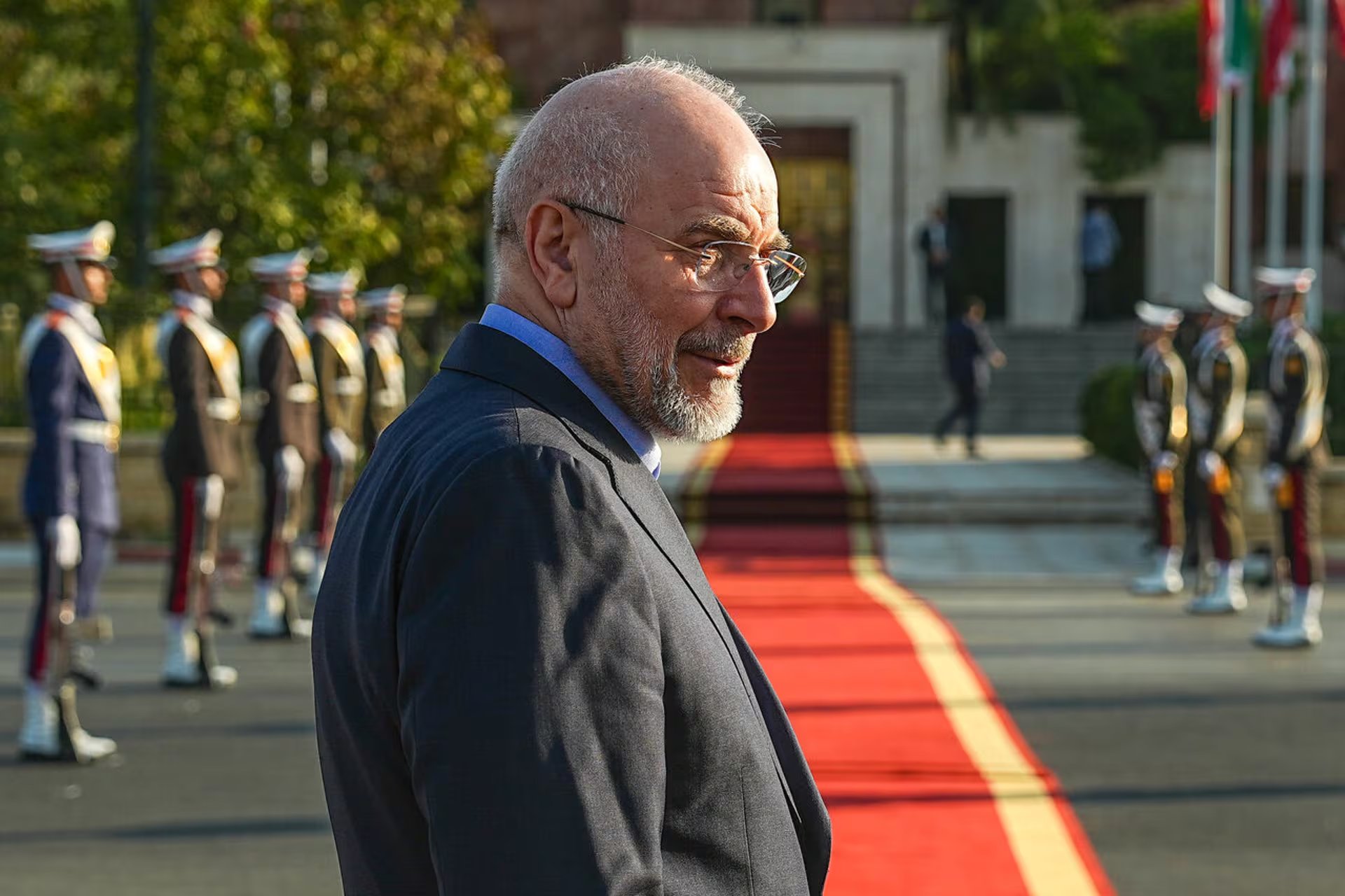 El presidente del Parlamento iraní, Mohammad Bagher Ghalibaf, advirtió que