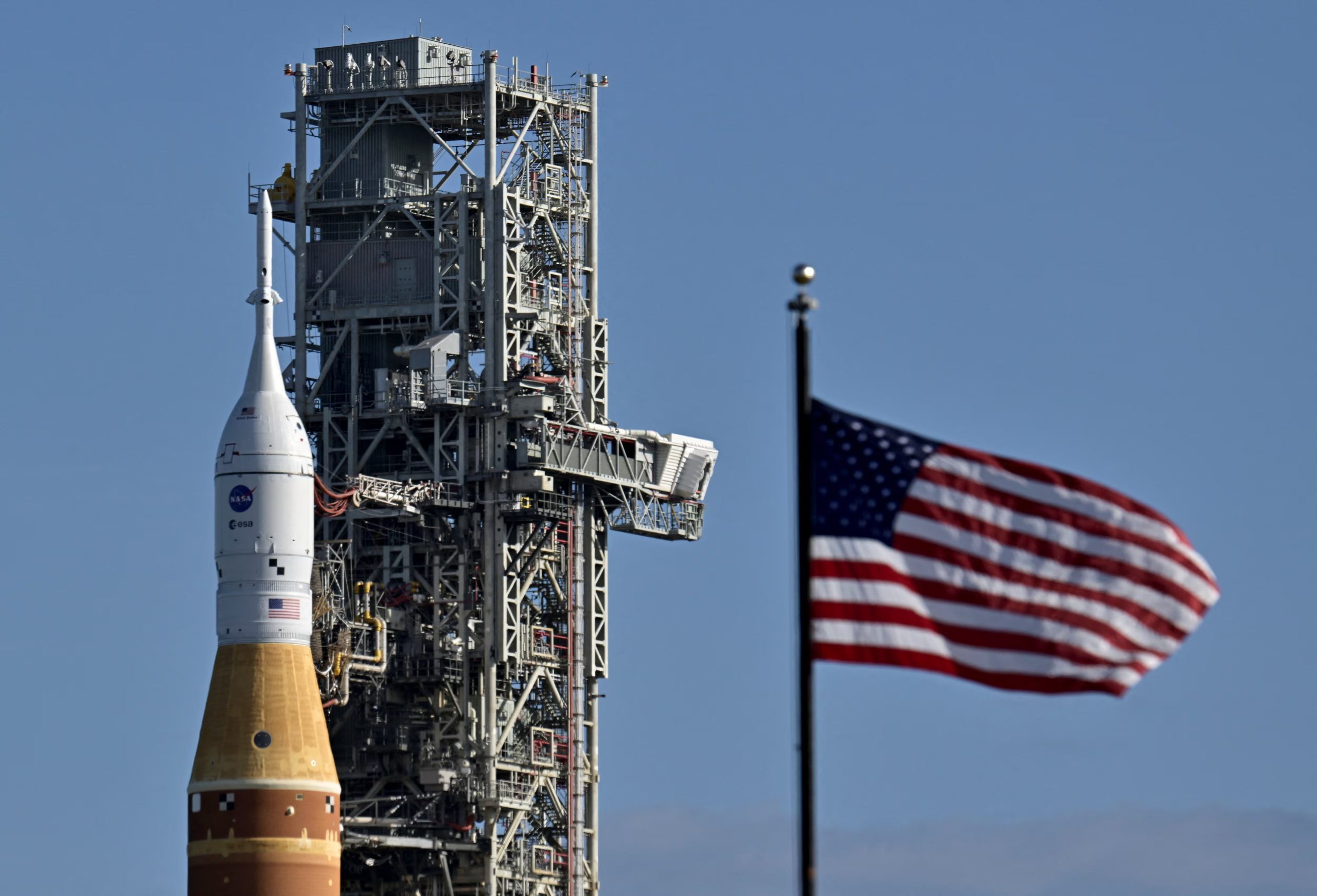 La confirmación de armas de control espacial en órbita abrió una nueva etapa en la militarización del espacio y provocó críticas de China por una posible carrera armamentista (REUTERS/Steve Nesius)