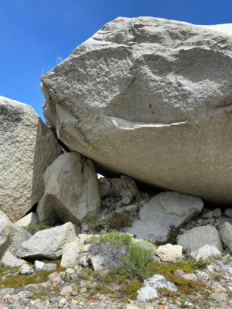 Los senderos los campamentos y los alojamientos del Parque Nacional Los Glaciares amplían la exposición de miles de visitantes a una inundación súbita