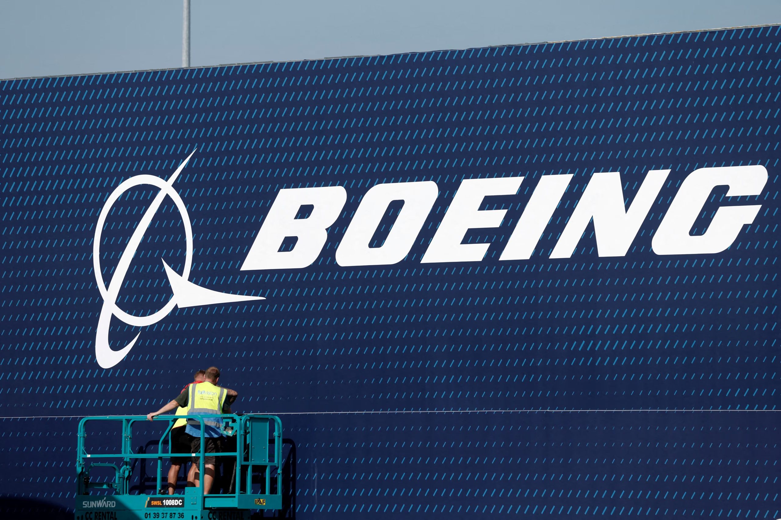 Ante cada nuevo inconveniente en el 737 Max, Boeing enfrenta el mismo dilema: comunicar el problema a tiempo y perder contratos, o demorarse y profundizar la desconfianza del sector (REUTERS/Benoit Tessier/File Photo)