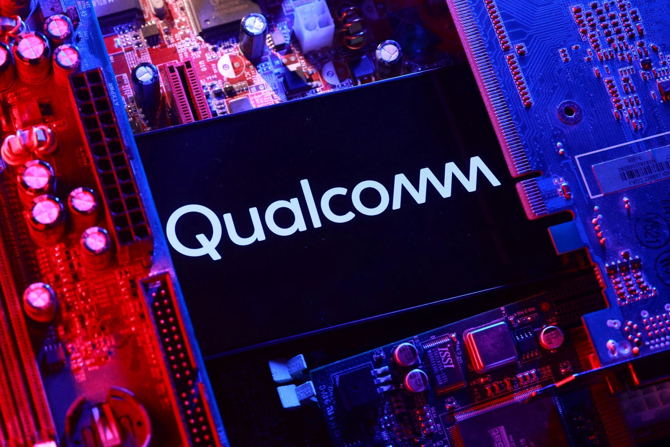 Empresas como Qualcomm y Nvidia evitaron incluir la marca Copilot+ PC en sus recientes plataformas de hardware. (REUTERS/Dado Ruvic/Illustration/File Photo)