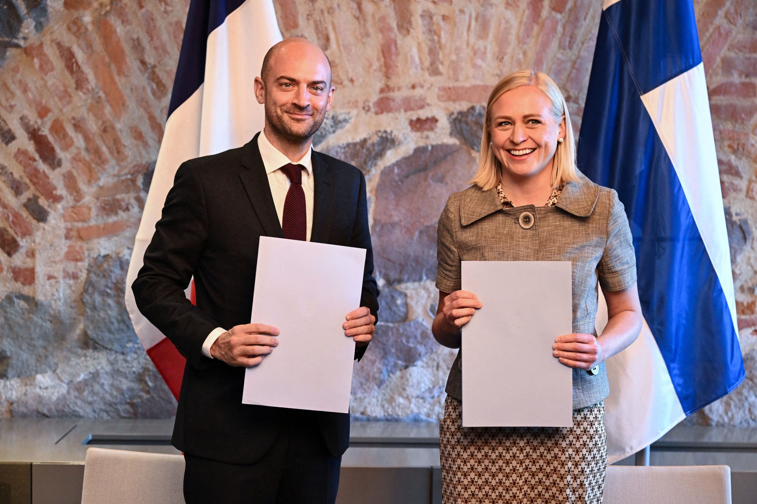Finlandia se sumó a la disuasión nuclear extendida de Francia y se convirtió en el décimo país europeo en adherir a la iniciativa. (Lehtikuva/Mikko Stig via REUTERS)