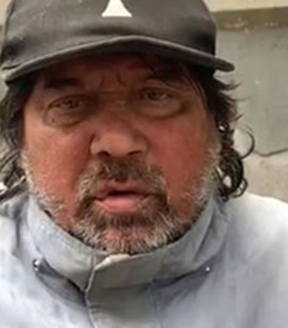 Pietro Puzone nació en 1963 y tiene 63 años