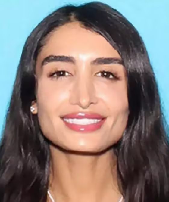 La estrella de OnlyFans enfrenta cargos en Los Ángeles por presuntamente seducir y robar a hombres adinerados (L.A. County Sheriff’s Department)
