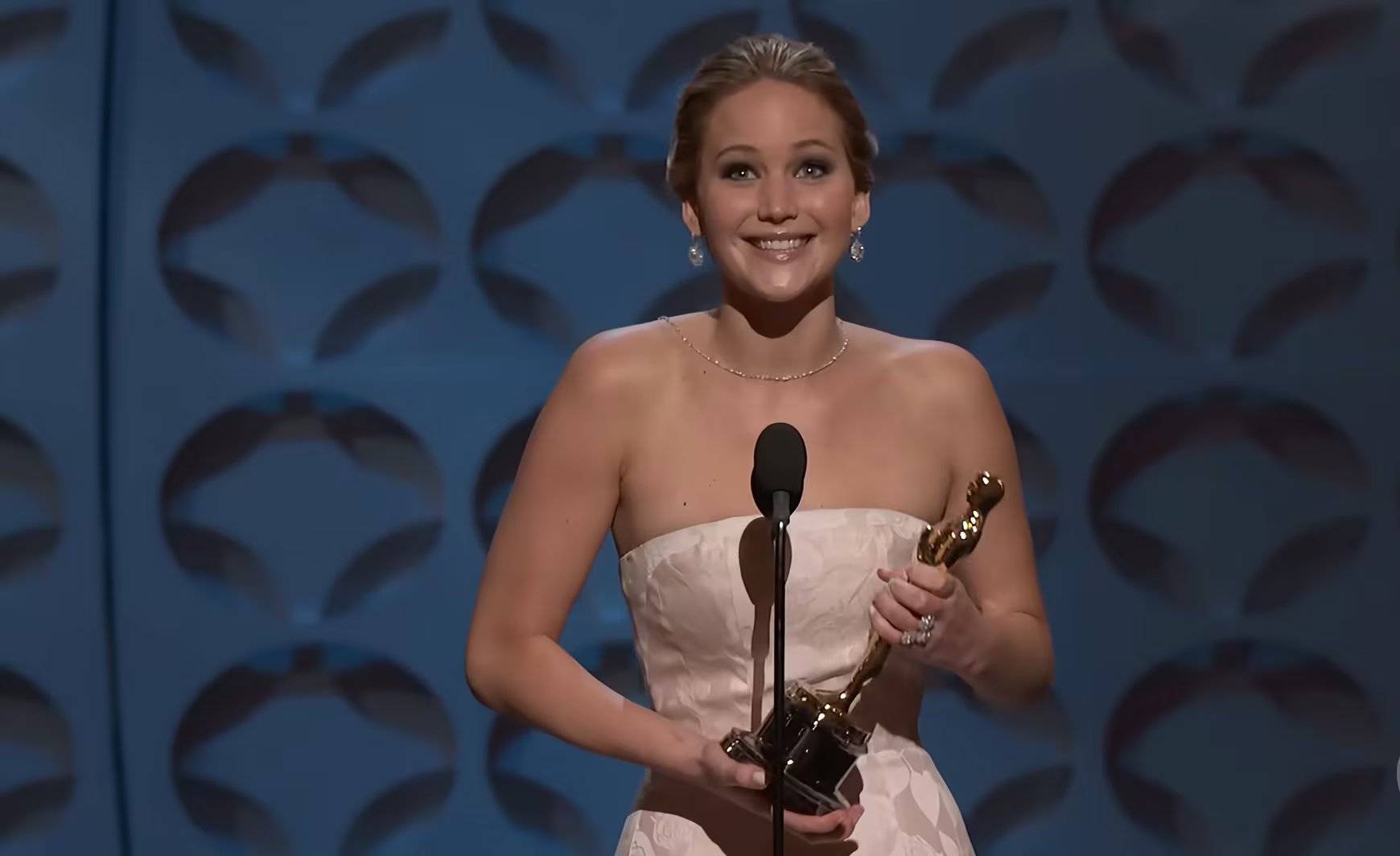 Jennifer Lawrence admitió que no deseaba someterse al escrutinio público de las redes sociales. (Captura de video)