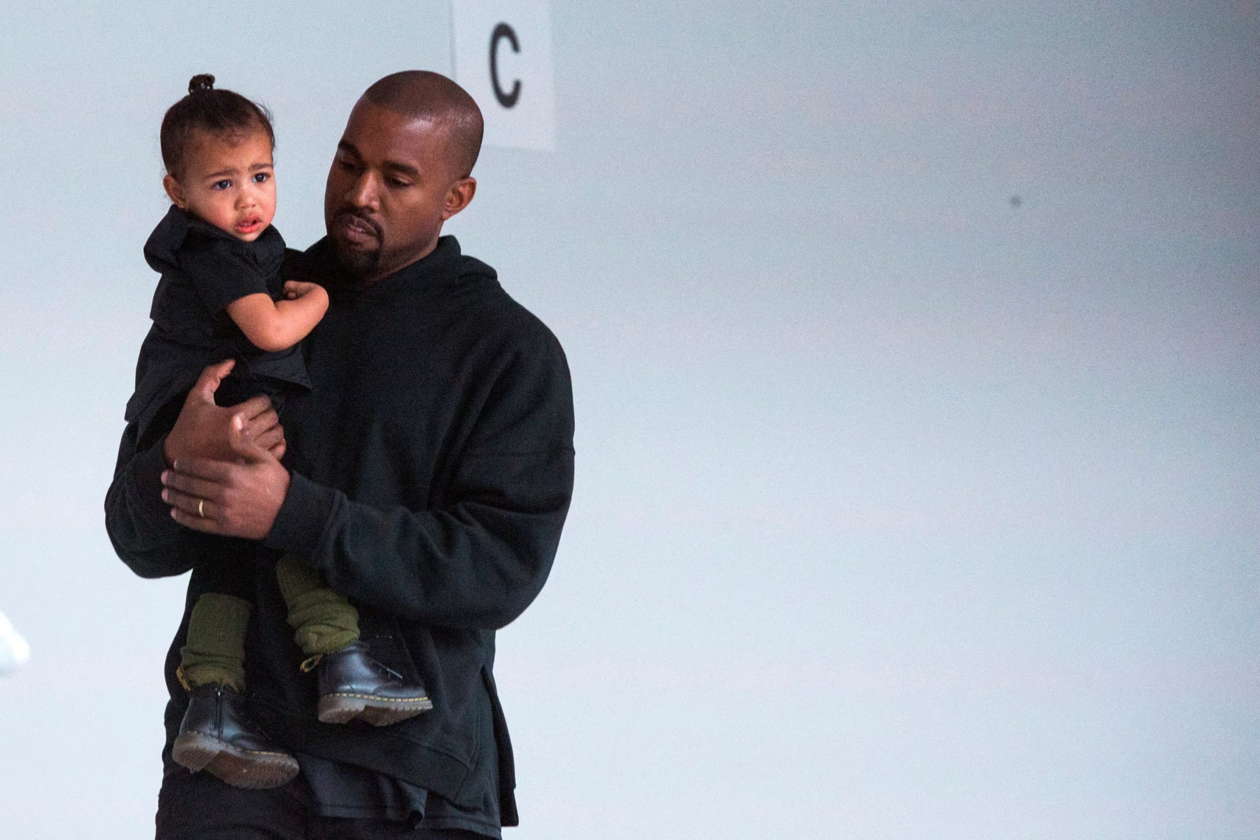 “Ha sido tan lindo verla florecer”, dijo la empresaria sobre su primera hija, fruto de su pasado matrimonio con Kanye West (REUTERS/Lucas Jackson)
