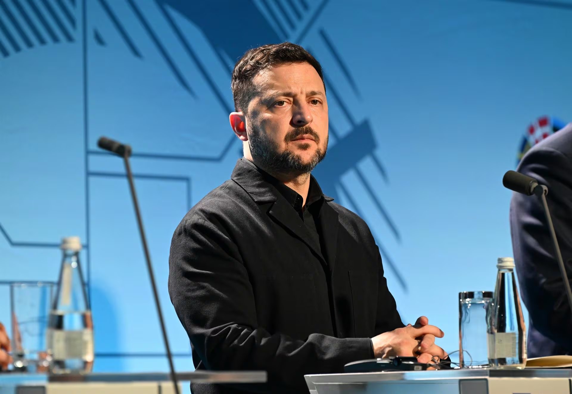 El presidente ucraniano, Volodimir Zelensky, impulsó la aprobación del proyecto y volvió a pedir el respaldo de la Cámara de Representantes antes de la votación (EP)