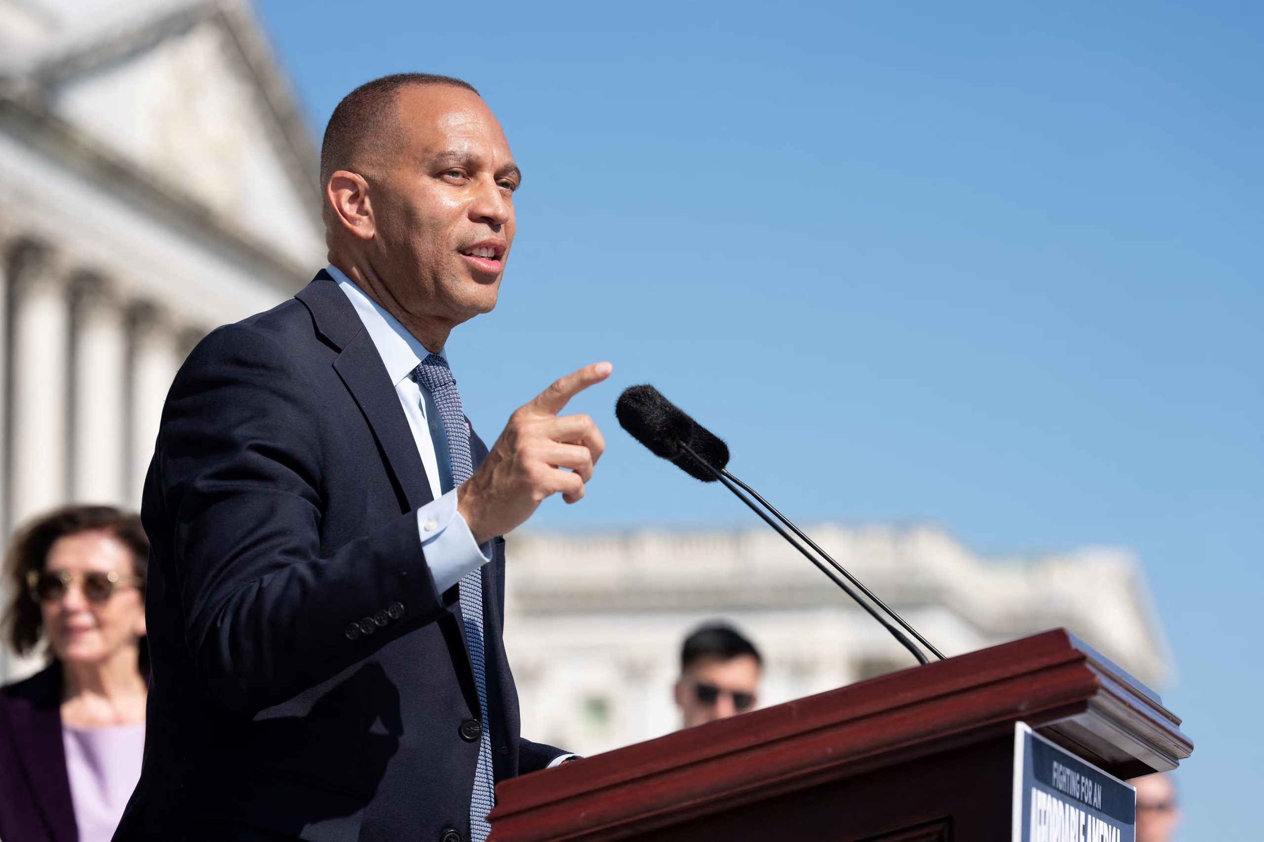 El líder demócrata en la Cámara, Hakeem Jeffries (REUTERS)