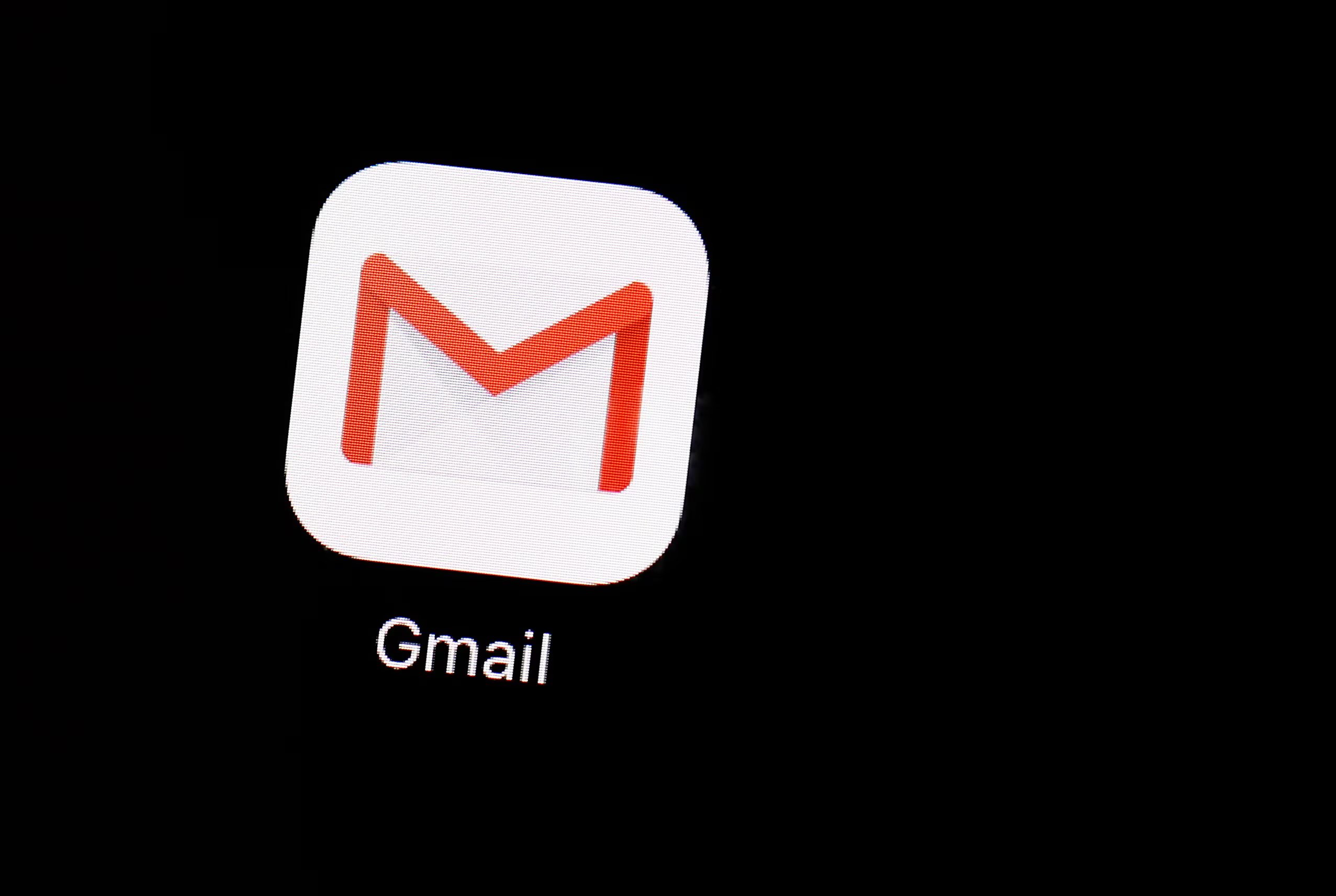  Gmail cuenta con varias funciones menos conocidas y ajustes avanzados que ayudan a mejorar la productividad y organizar mejor el correo. 
 (AP Foto/Patrick Semansky, Archivo)