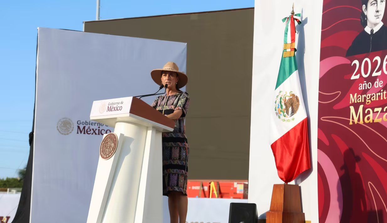 En Veracruz, se van a construir mil 300 consultorios.
Crédito: Presidencia