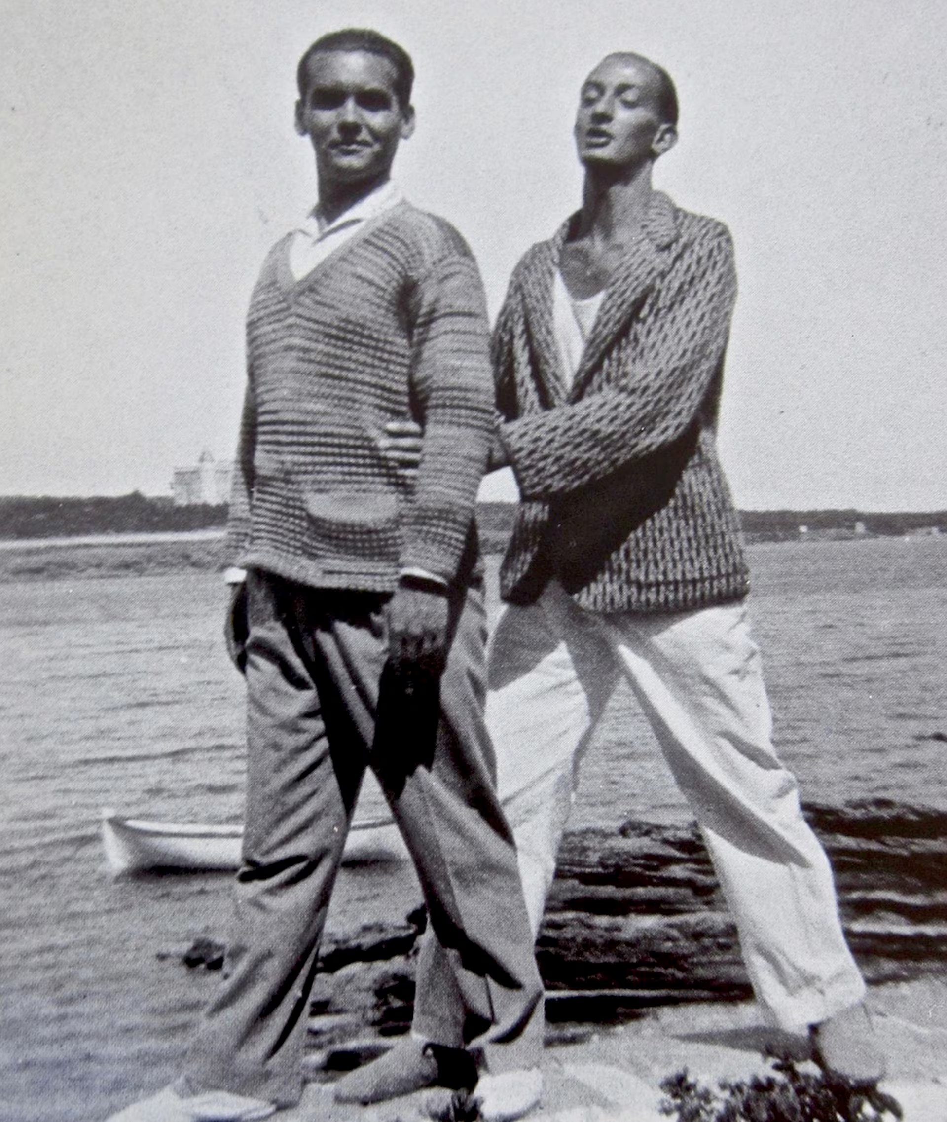 Salvador Dalí yFederico García Lorca en Cadaqués. (Photo by Fine Art Images/Heritage Images/Getty Images)