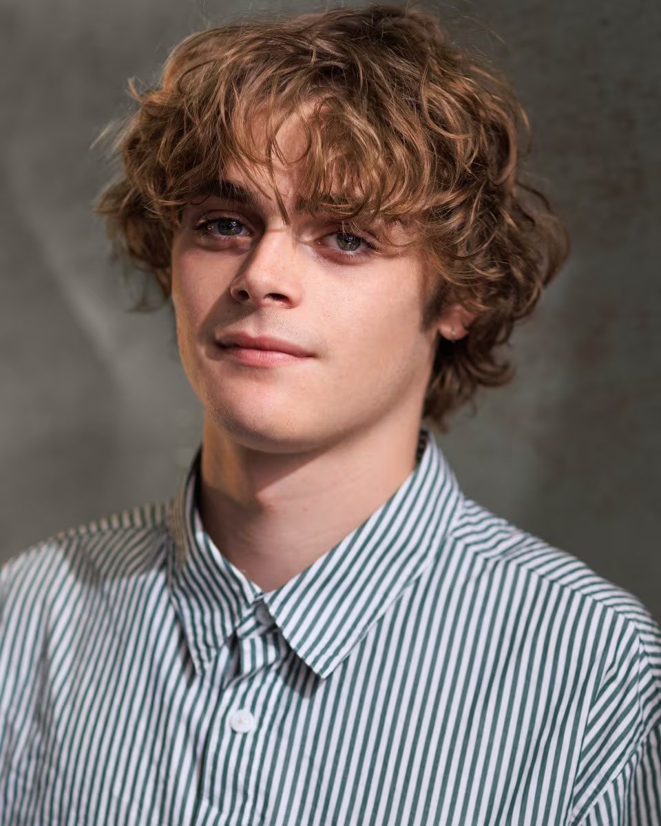 Billy Barratt interpretará al joven Tom Riddle, el personaje cuyo destino lo llevará a convertirse en Lord Voldemort (Nicholas Dawkes vía HBO Max)