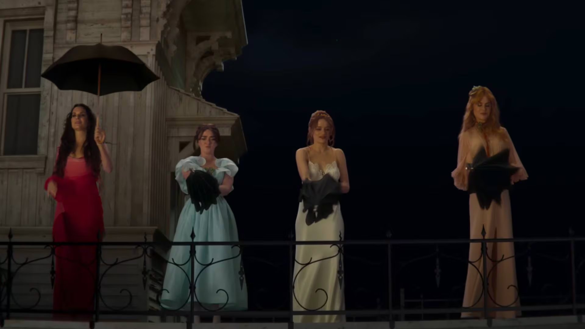 Maisie Williams y Joey King interpretan a las hermanas Antonia y Kylie Owens en la esperada continuación (Universal Pictures)