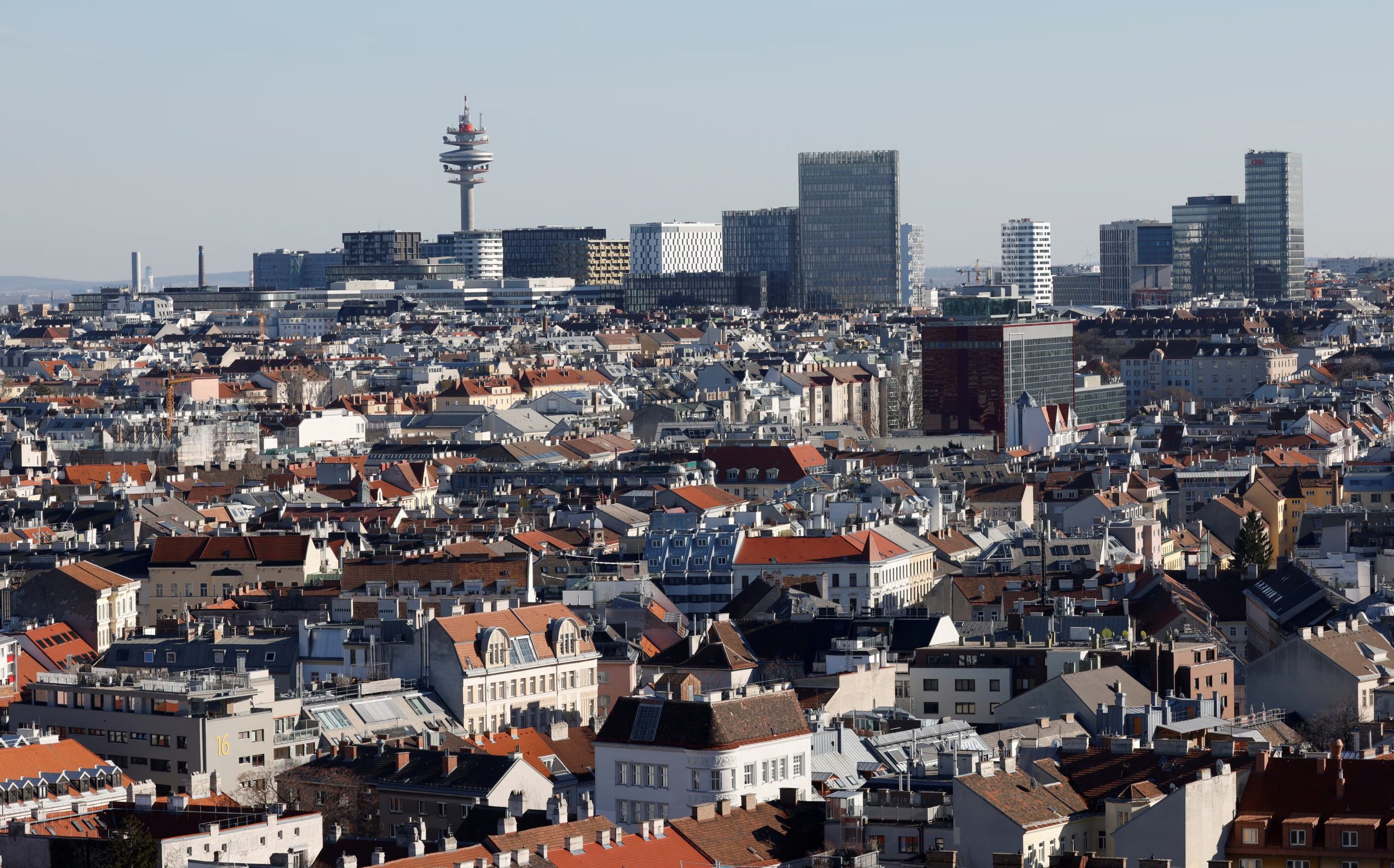 Viena reúne espacios verdes e infraestructura ciclista, con mil ochocientos kilómetros de carriles y un mapa de reparación para los neumáticos (REUTERS/Leonhard Foeger)