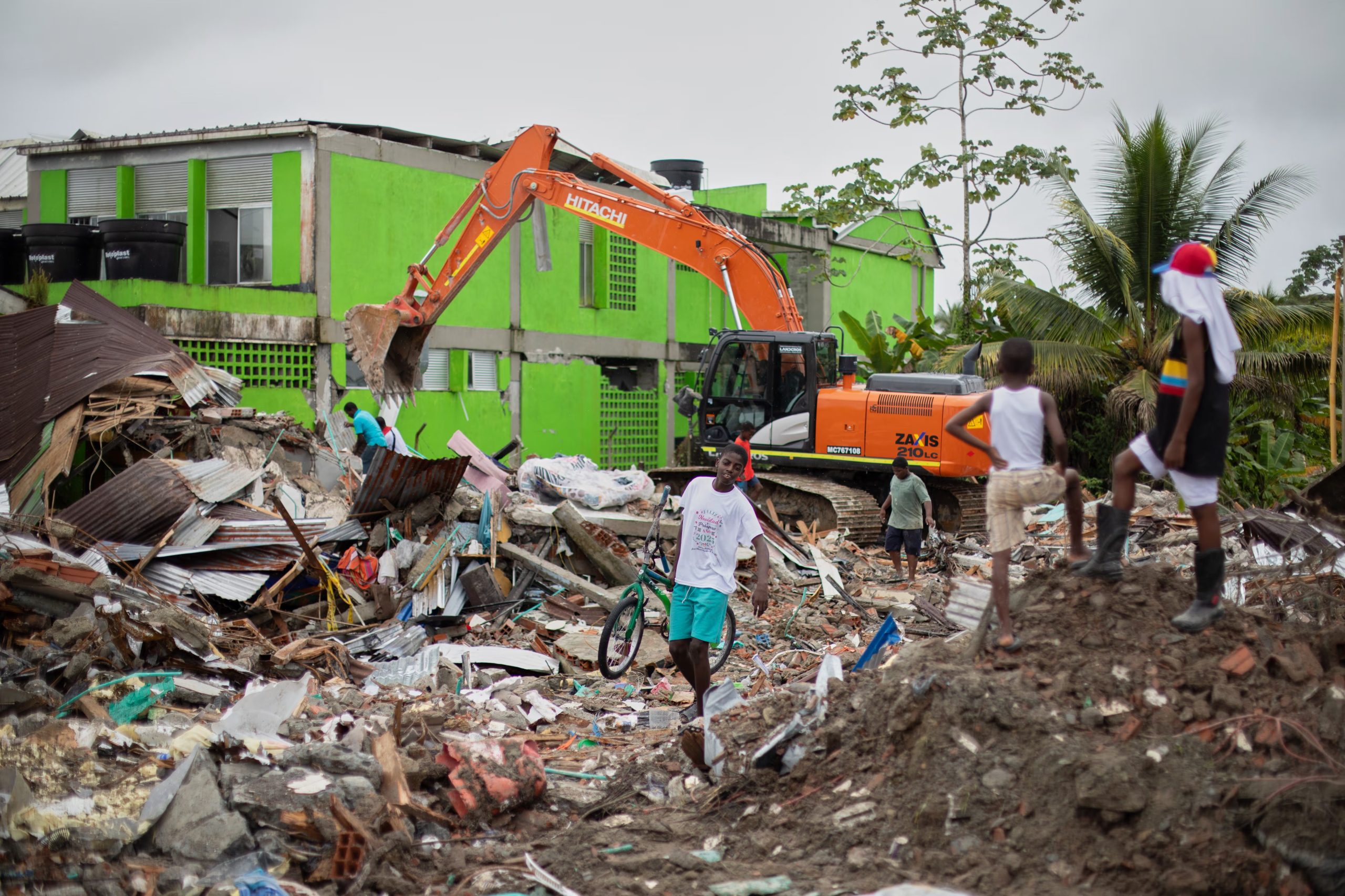 El organismo analiza como hipótesis preliminar que el terremoto pudo haber modificado los esfuerzos geológicos en distintas regiones de Colombia - crédito Paula Orozco/AP