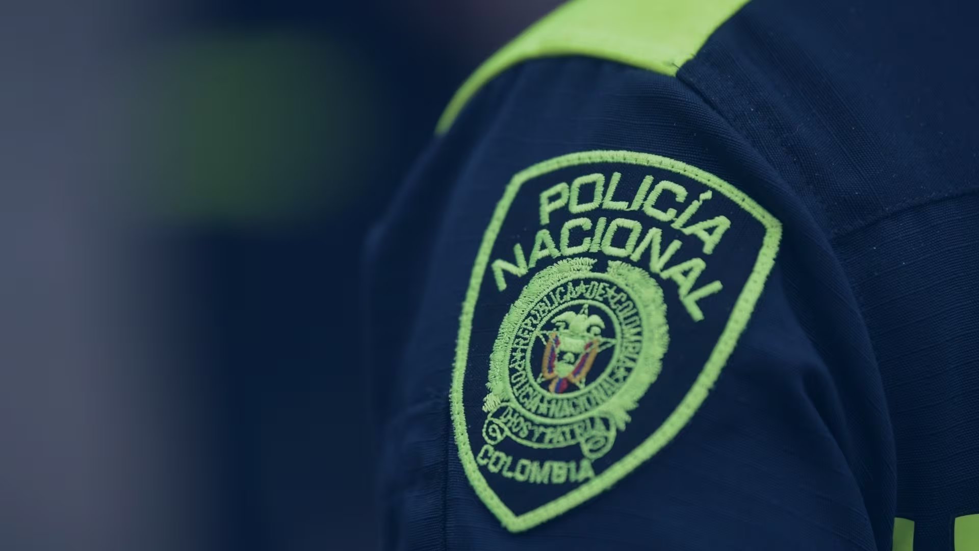 Las decisiones de primera instancia se relacionan con la logística de las supuestas chuzadas y los cuestionamientos posteriores a Marelbys Meza, mientras otros uniformados continúan en juicio por su presunta participación - crédito Colprensa