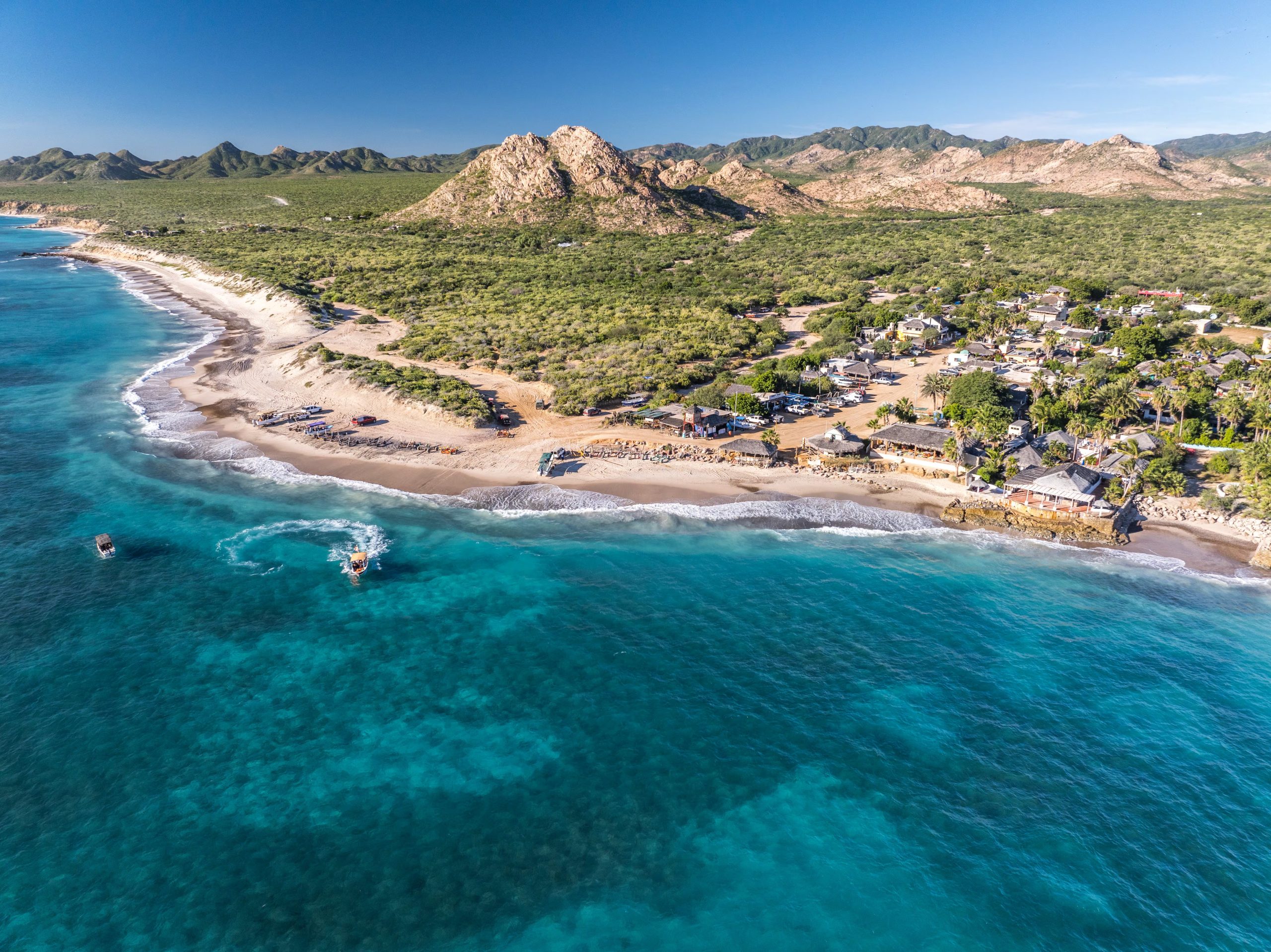 El Parque Nacional Cabo Pulmo protege uno de los pocos arrecifes de coral vivo que persisten en América del Norte
