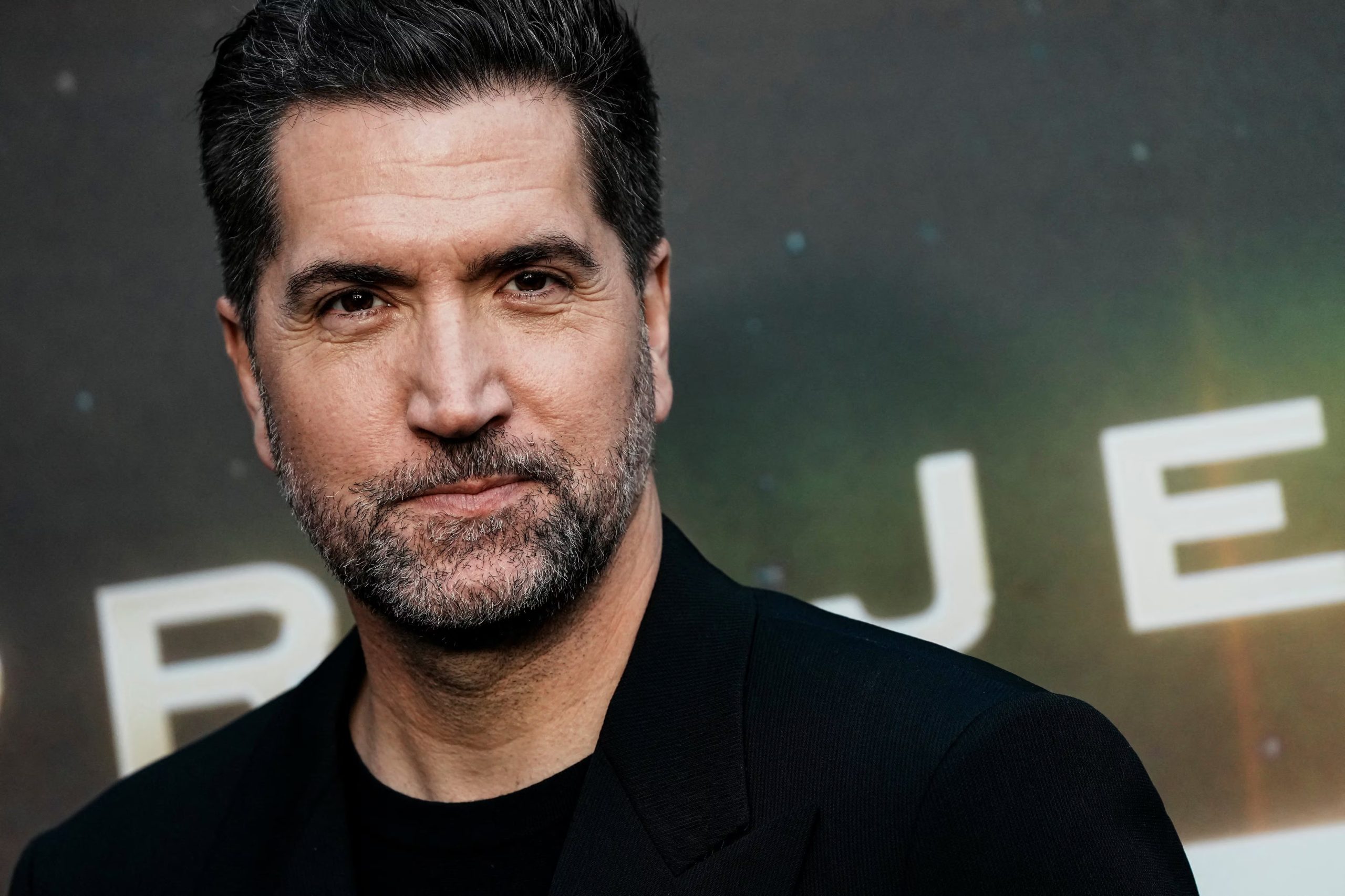 El guionista de Marte y creador de la primera temporada de Daredevil aparece como candidato para tomar el relevo en la franquicia (REUTERS/Eduardo Munoz)