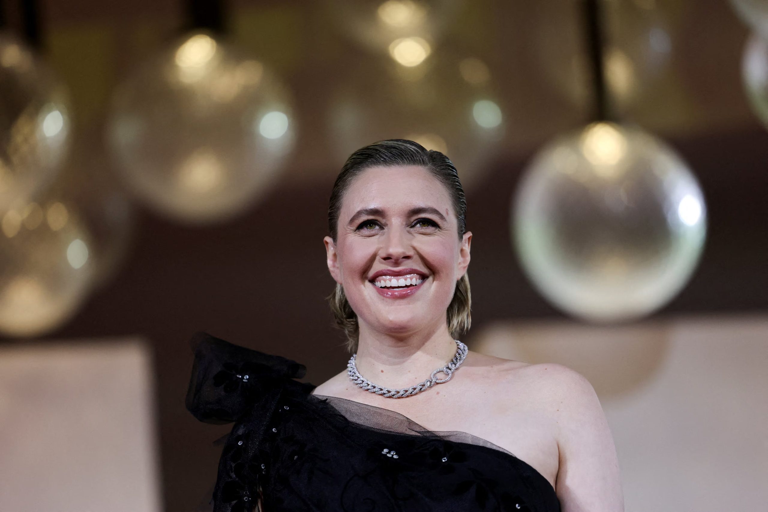 Greta Gerwig explicó que deseaba una coz específica para Aslan. REUTERS/Yara Nardi