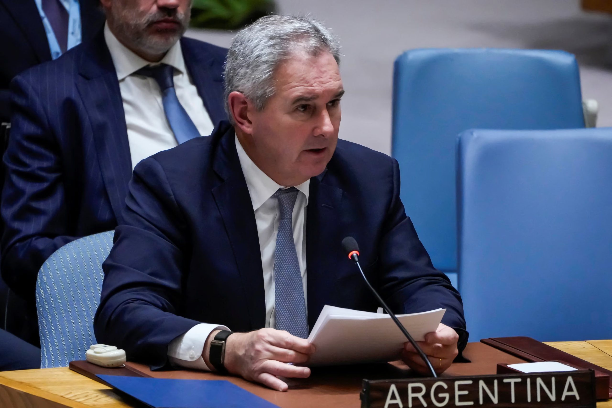 El canciller Pablo Quirno rechazó la explotación ilegal de los recursos estratégicos de las Islas Malvinas (REUTERS)