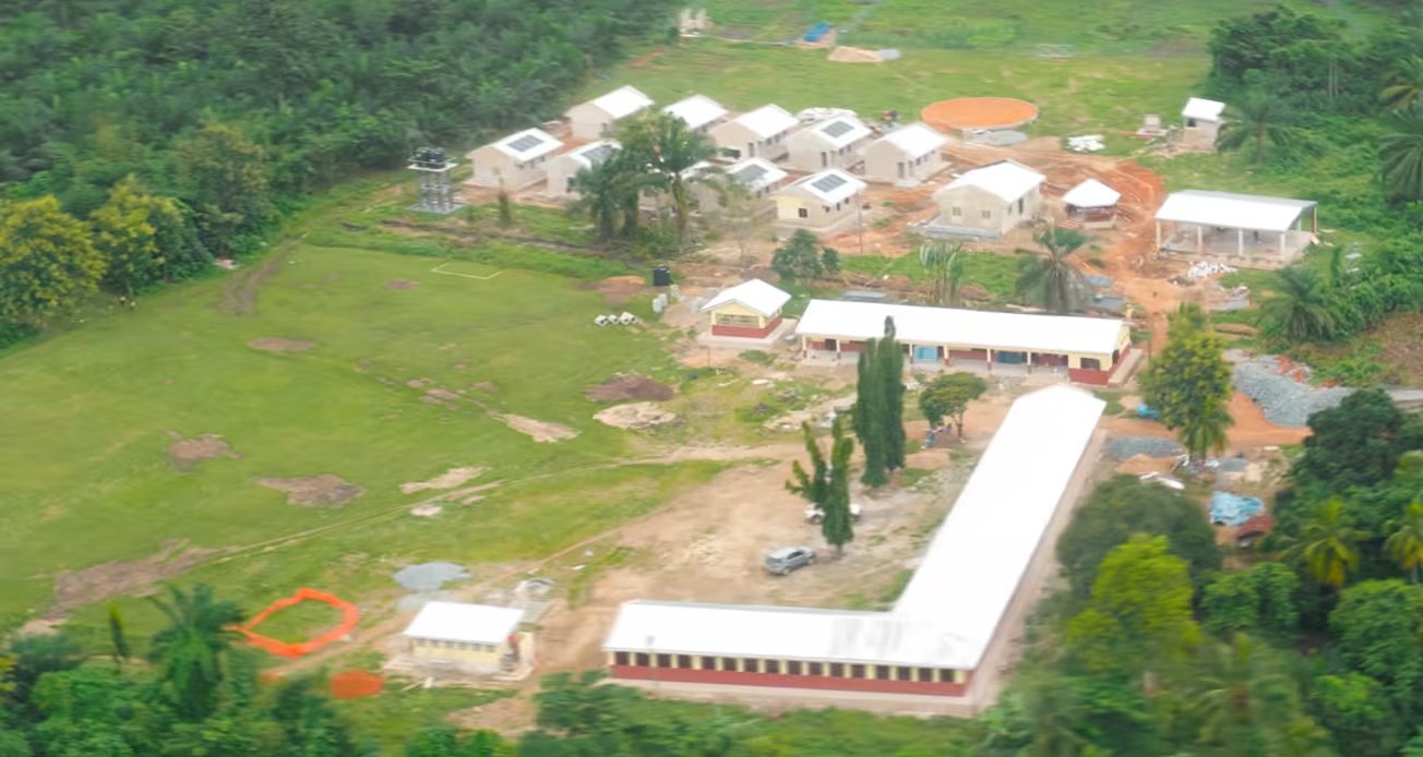 MrBeast hizo un pueblo en Ghana usando 10 millones de dólares. (YouTube)