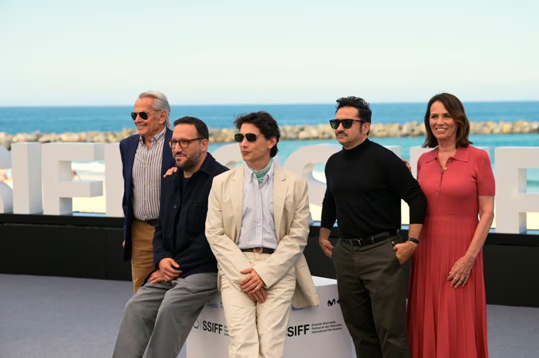 El Festival de San Sebastián proyecta el estreno de 'Más allá de la sociedad' dentro de su Sección Oficial fuera de concurso