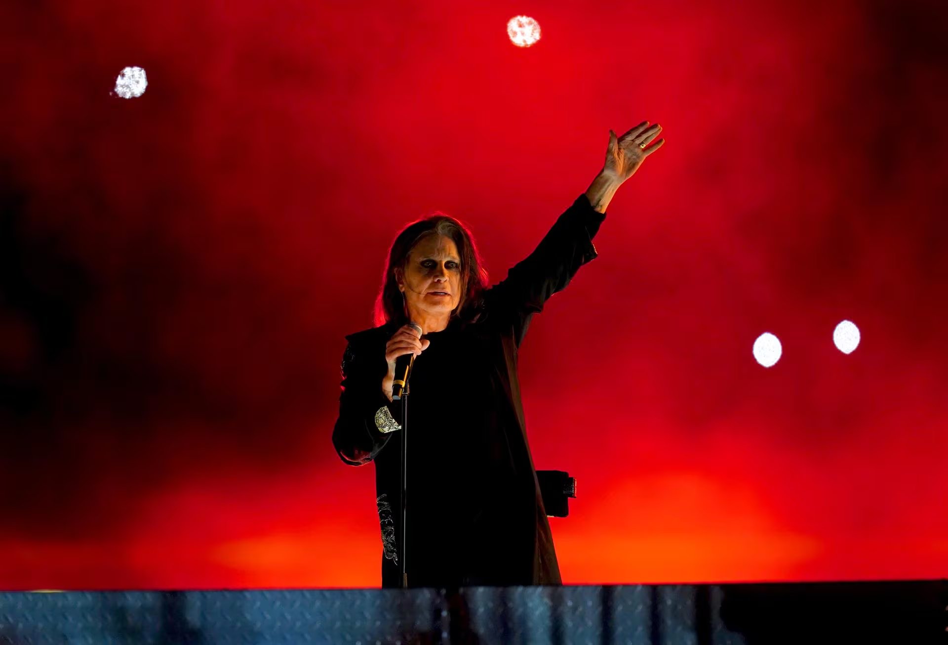 Osbourne tiene fans alrededor del mundo tras una larga carrea de más de 30 años en la industria musical.