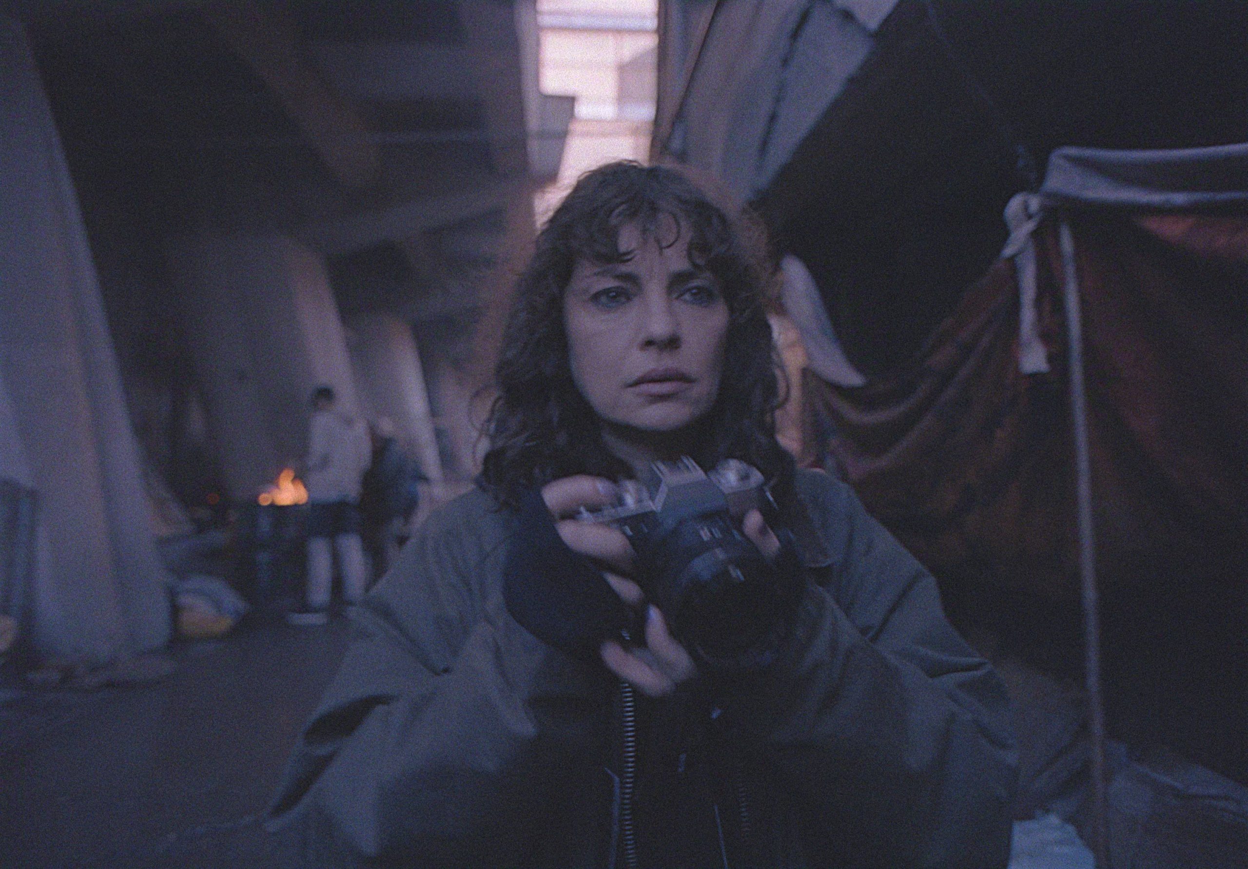 Dolores Fonzi en 'Mis muertos tristes' Cr. Courtesy of Netflix ©2026