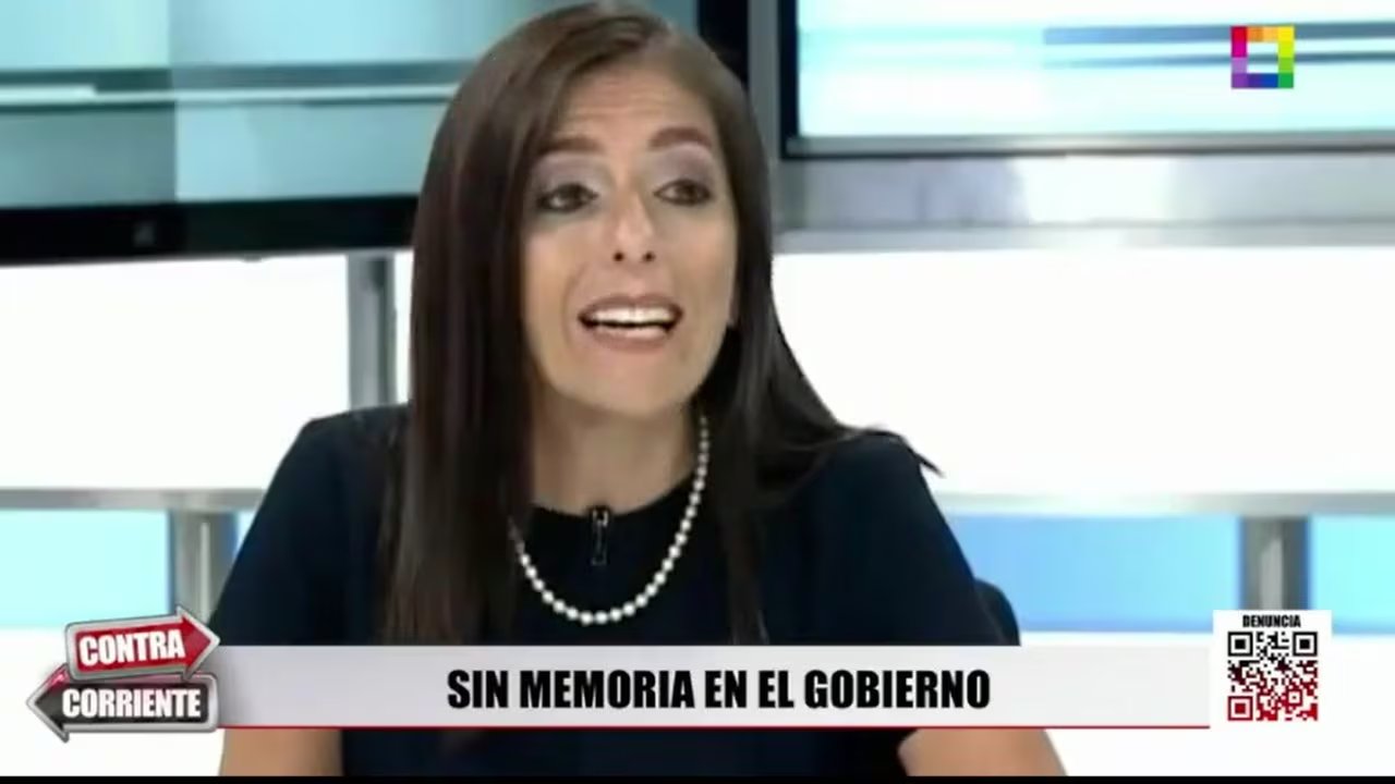 Milagros Maraví Sumar interviene en un programa de televisión tras ser designada al frente del consejo directivo del Indecopi en Perú.