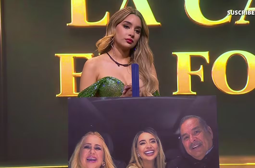 La influencer abandona la casa después de superar varias nominaciones, en una gala que reunió a los cuatro últimos candidatos a la eliminación de la temporada. (Captura de pantalla YouTube La Casa de los Famosos México)