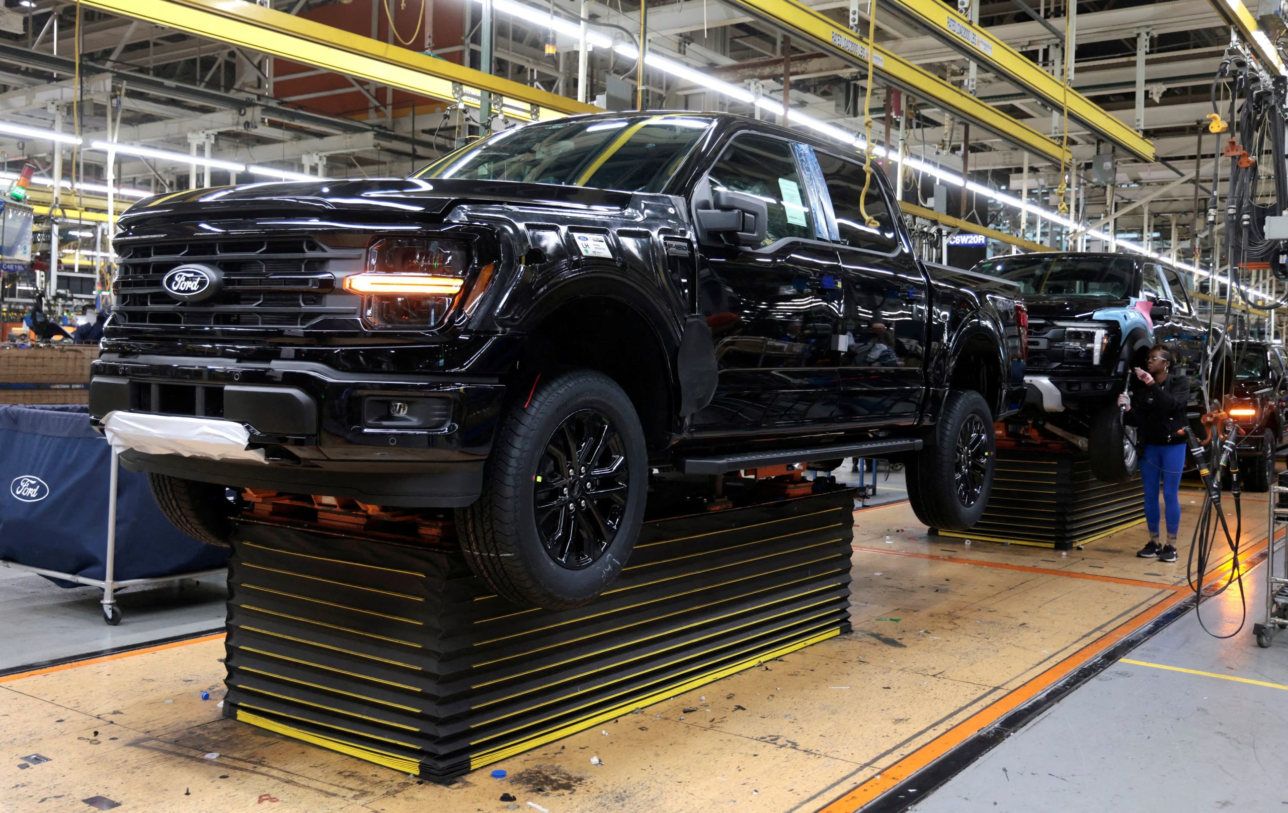 La campaña de Ford para la F-150 exige verificar el VIN de cada camioneta para confirmar si está incluida en el retiro (REUTERS/Rebecca Cook/File Photo)