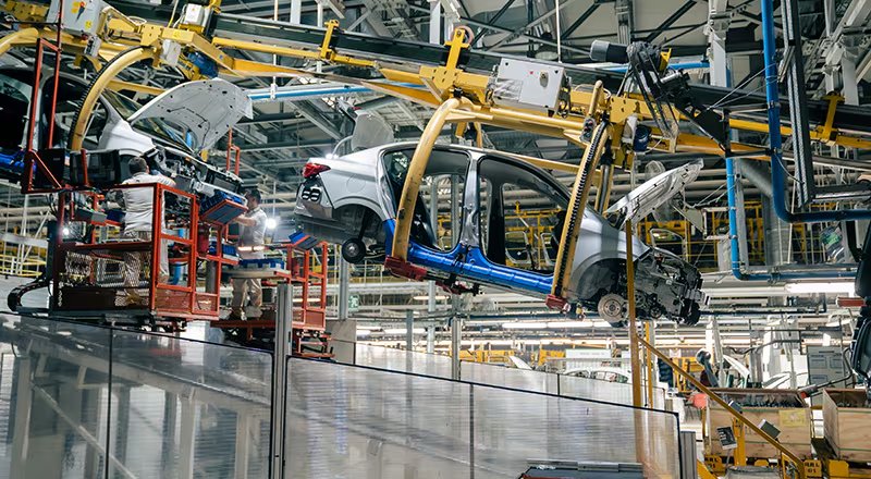 Las fábricas sin operarios no son todavía una realidad que preocupe a la industria automotriz regional, pero la tendencia existe y es una alerta para adelantarse al cambio.