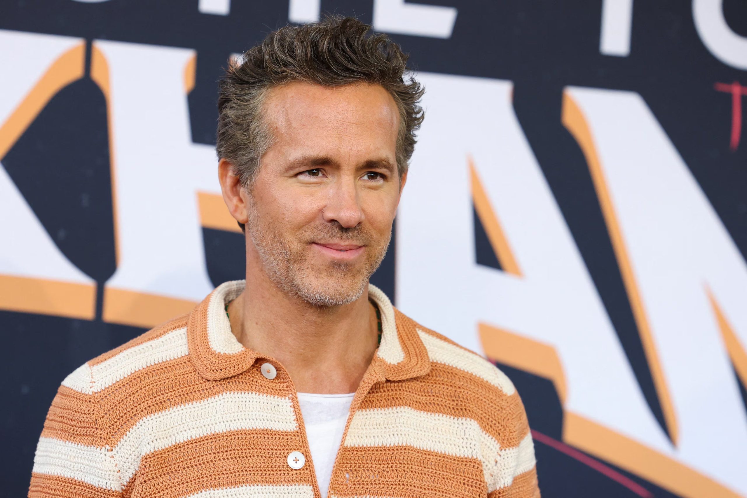 People publicó que Ryan Reynolds cumplirá 50 años el 23 de octubre y que no siente afinidad por los festejos multitudinarios (REUTERS/Mario Anzuoni)