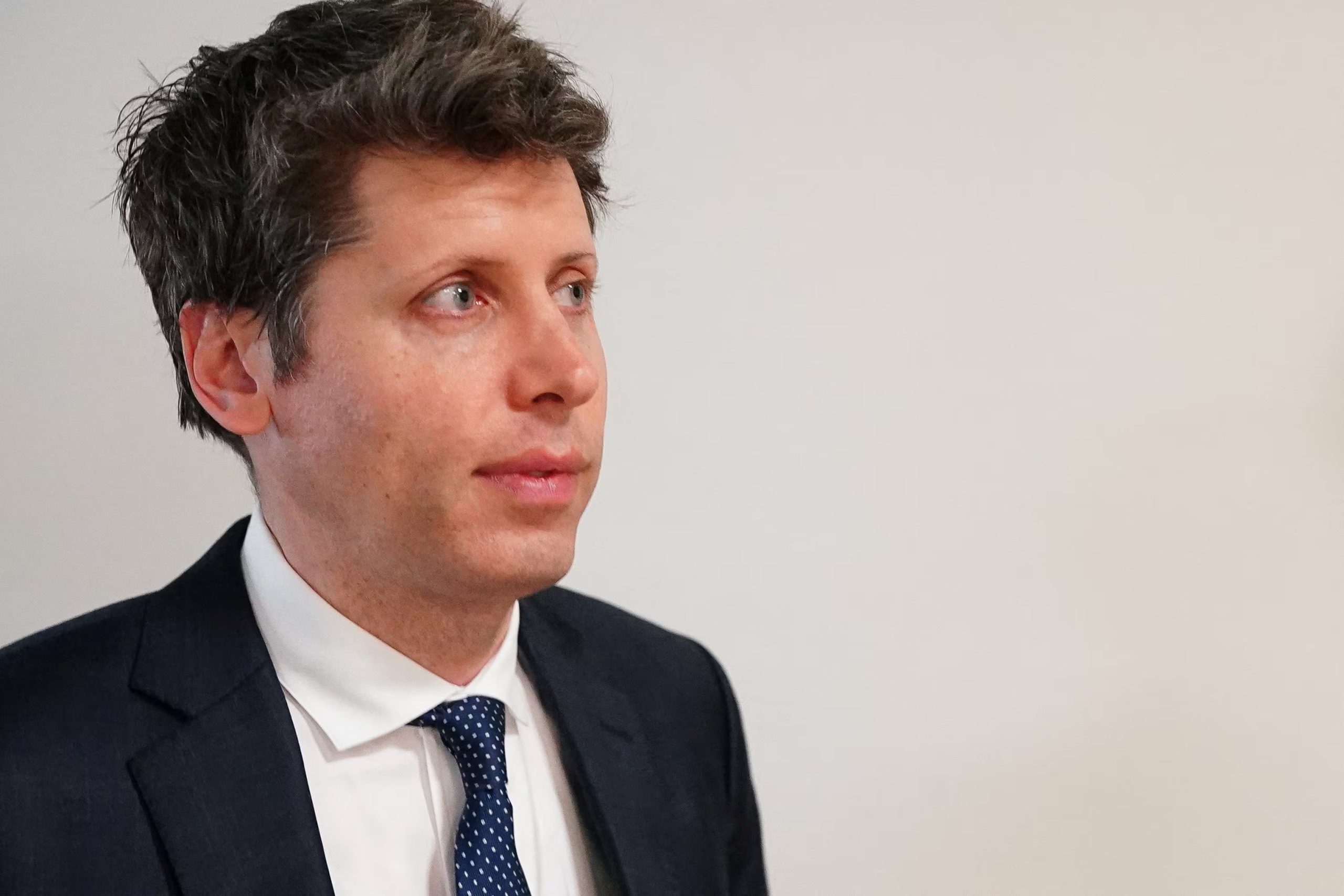 Sam Altman quiere llevar la inteligencia artificial al mundo físico - REUTERS/Nathan Howard